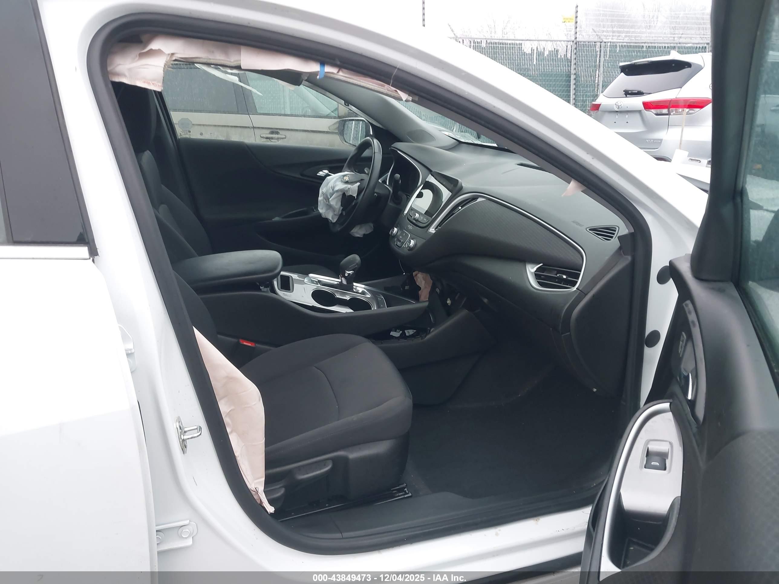 CHEVROLET MALIBU image 5