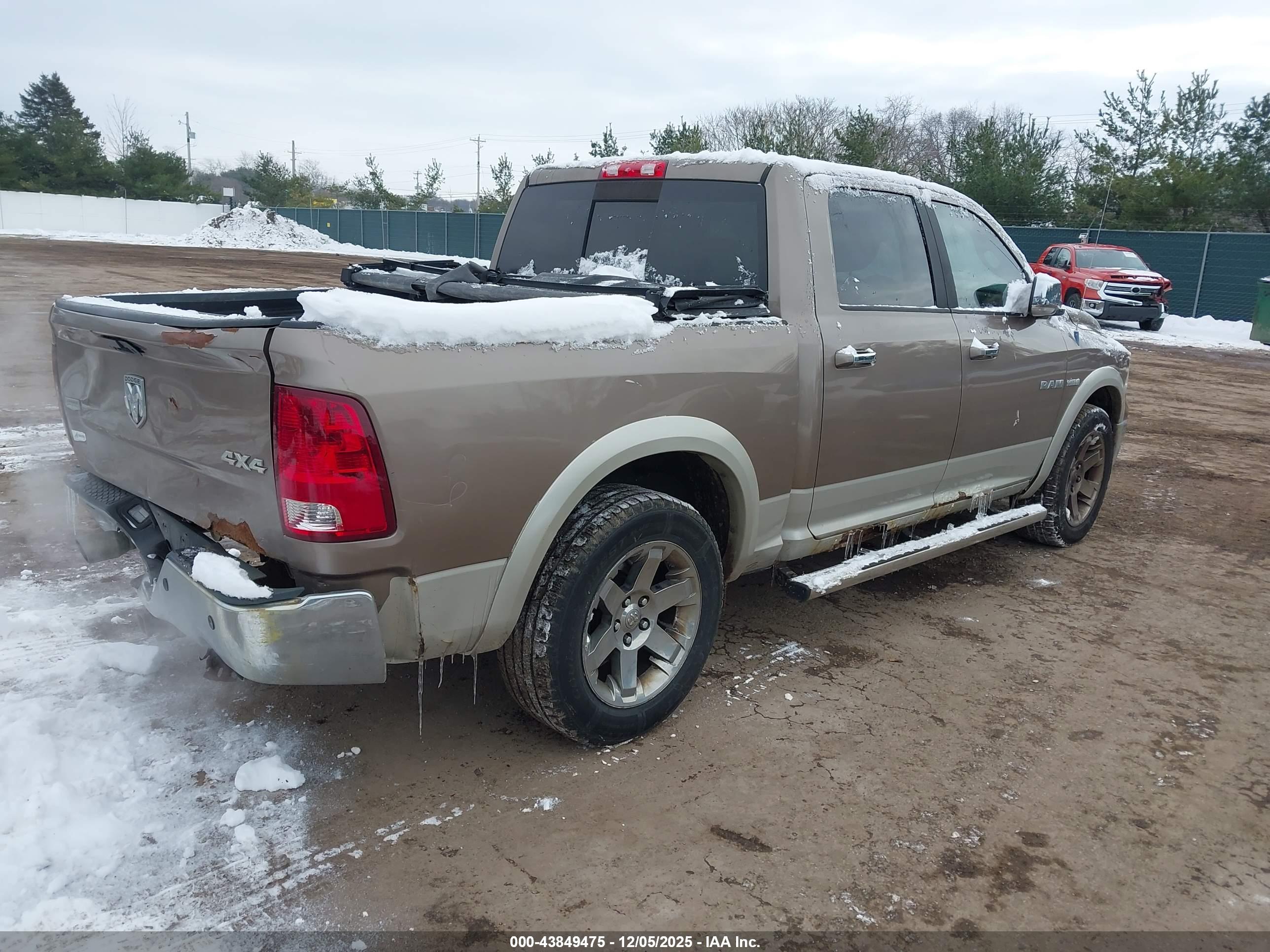 DODGE RAM image 4