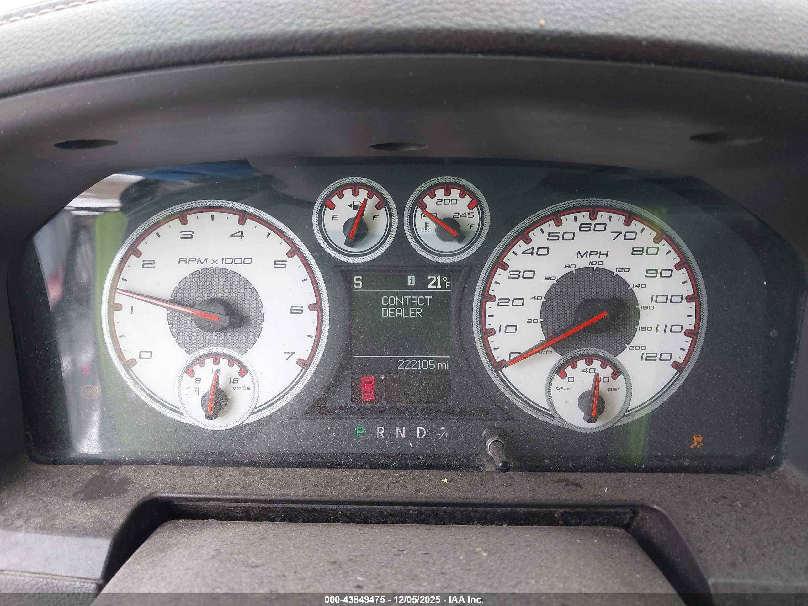 DODGE RAM image 7