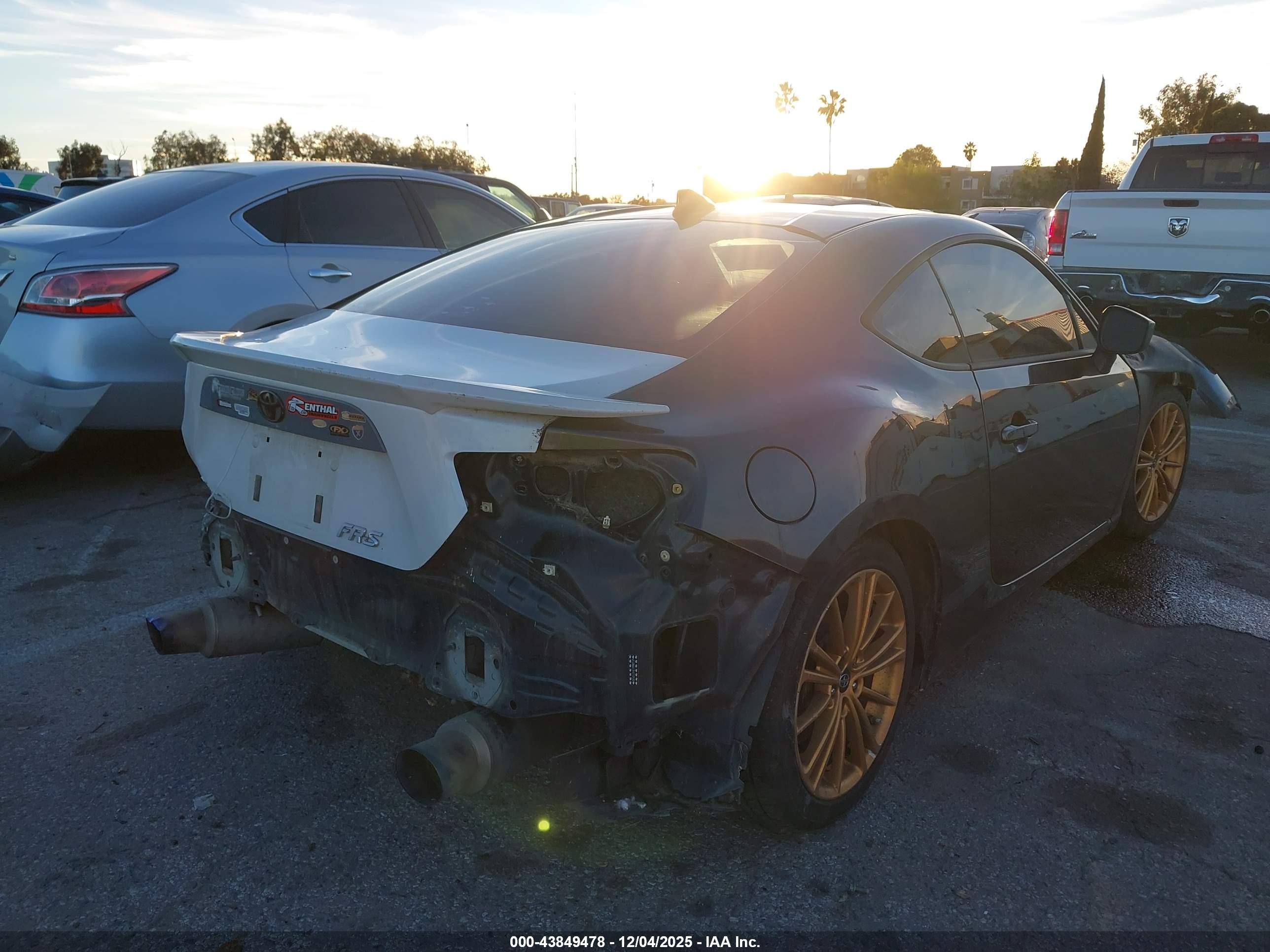 SCION FR-S image 4