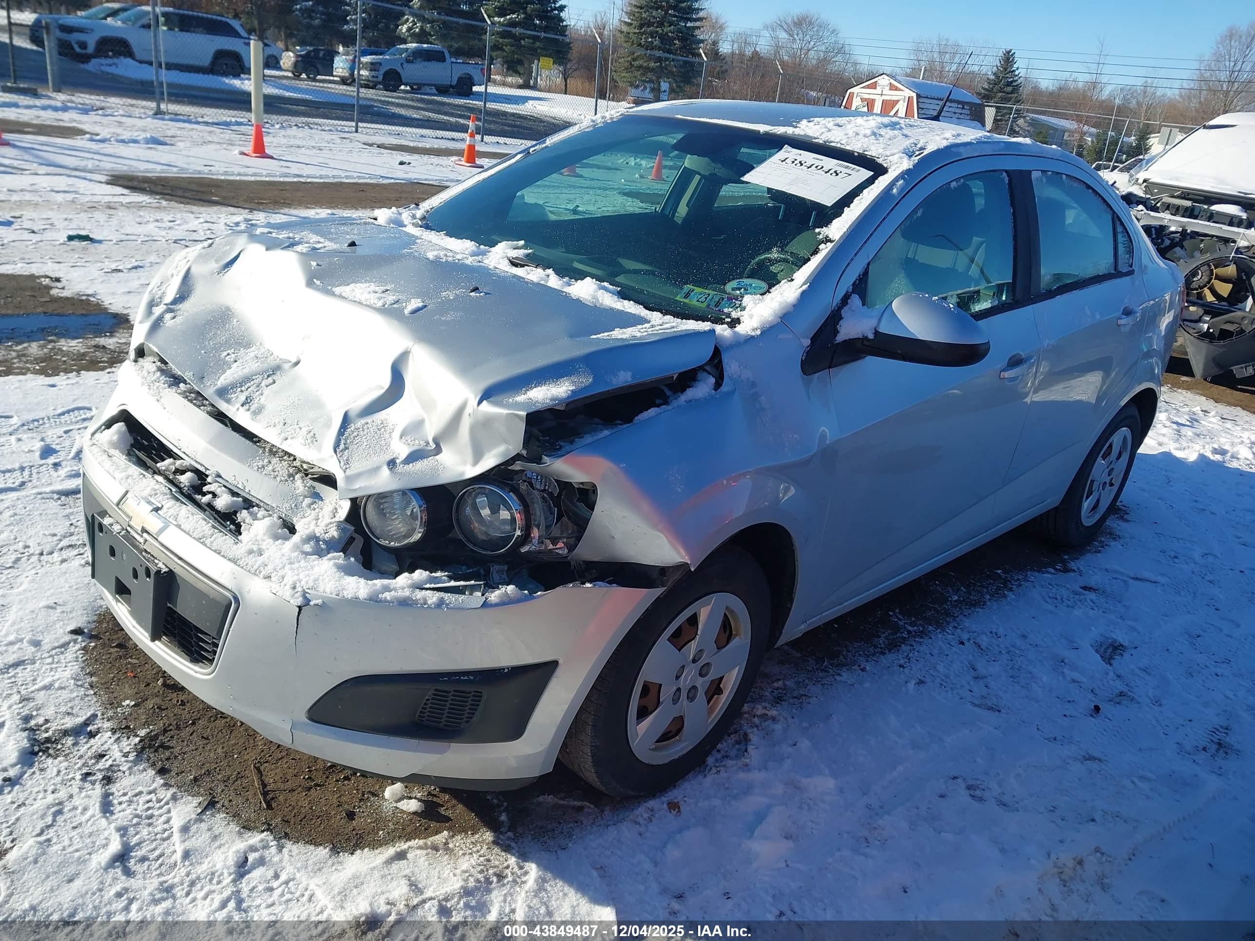 CHEVROLET SONIC image 2
