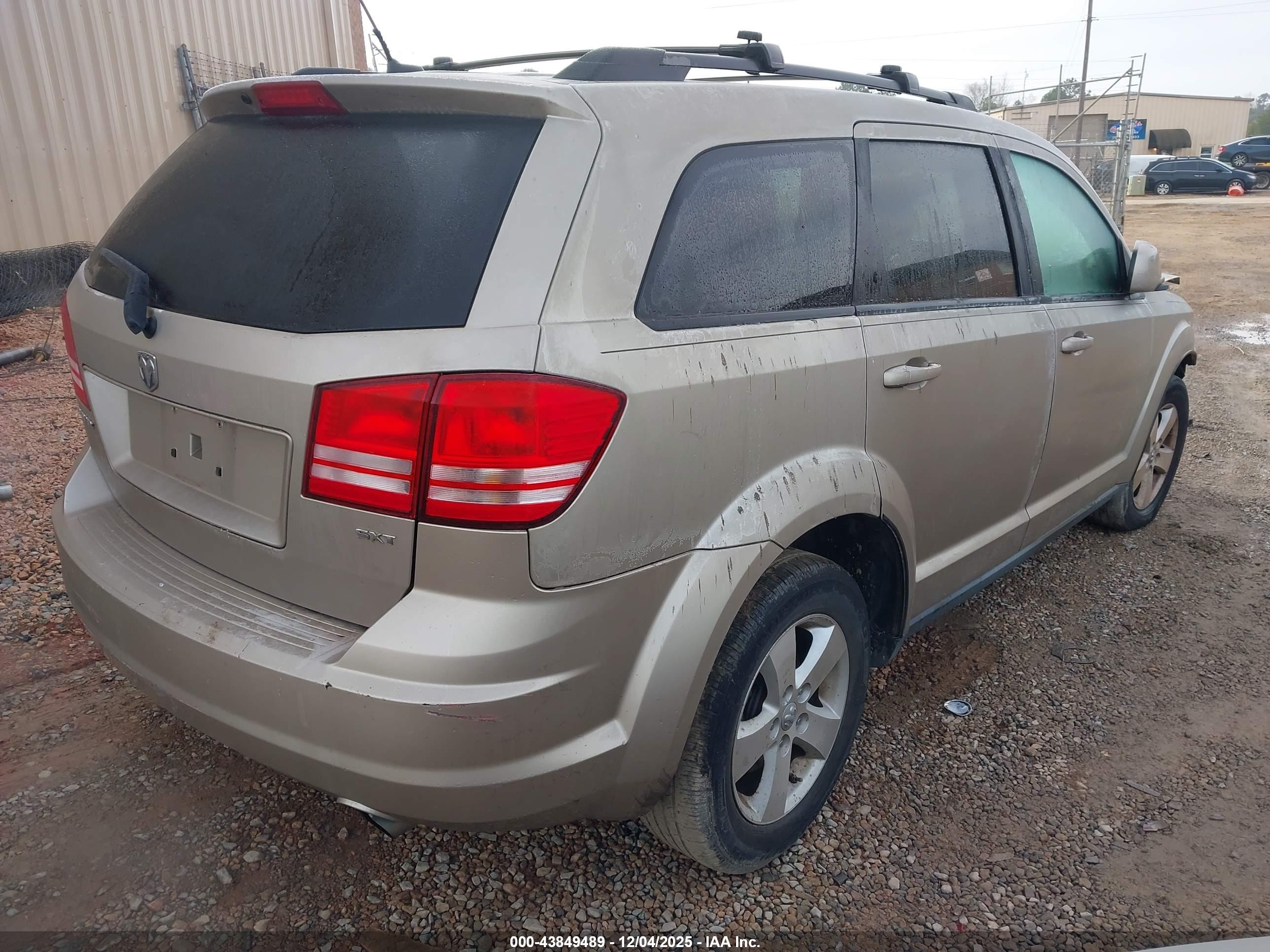 DODGE JOURNEY image 4