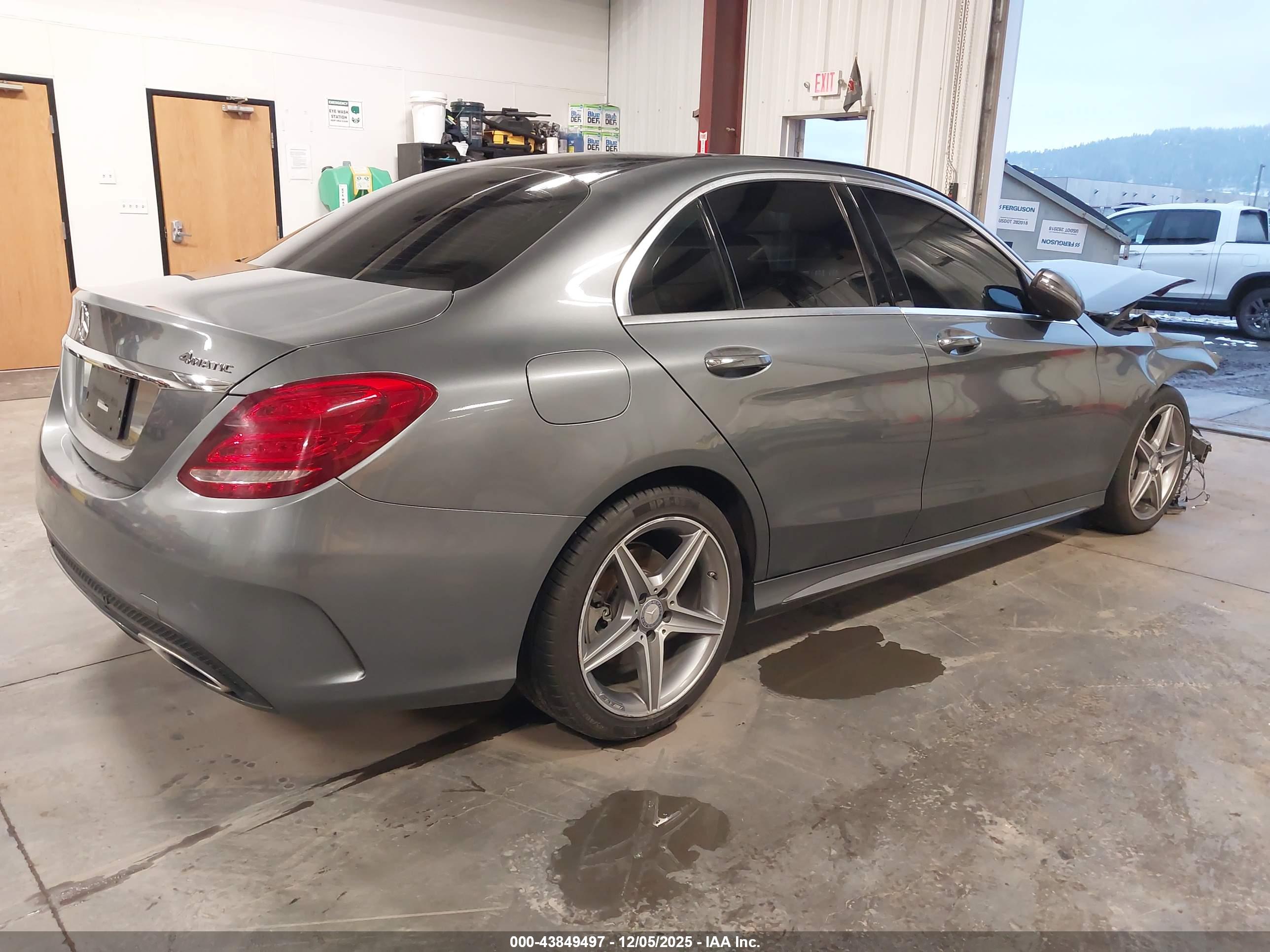 MERCEDES-BENZ C image 4