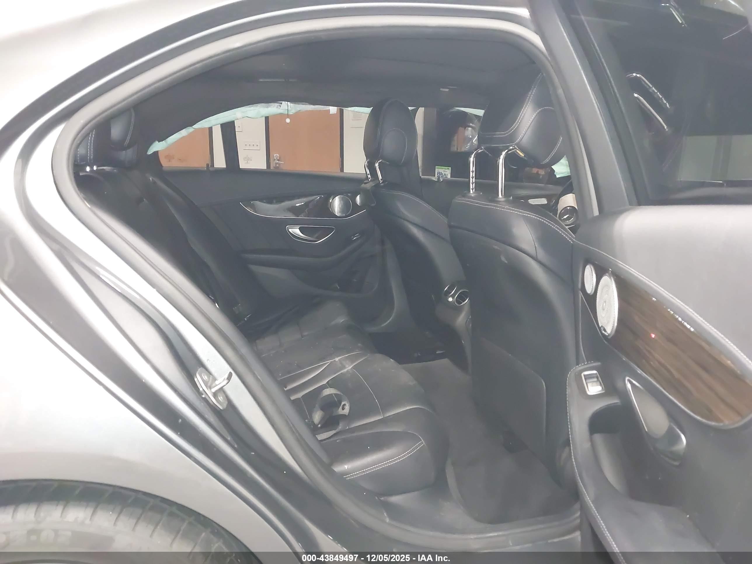 MERCEDES-BENZ C image 8
