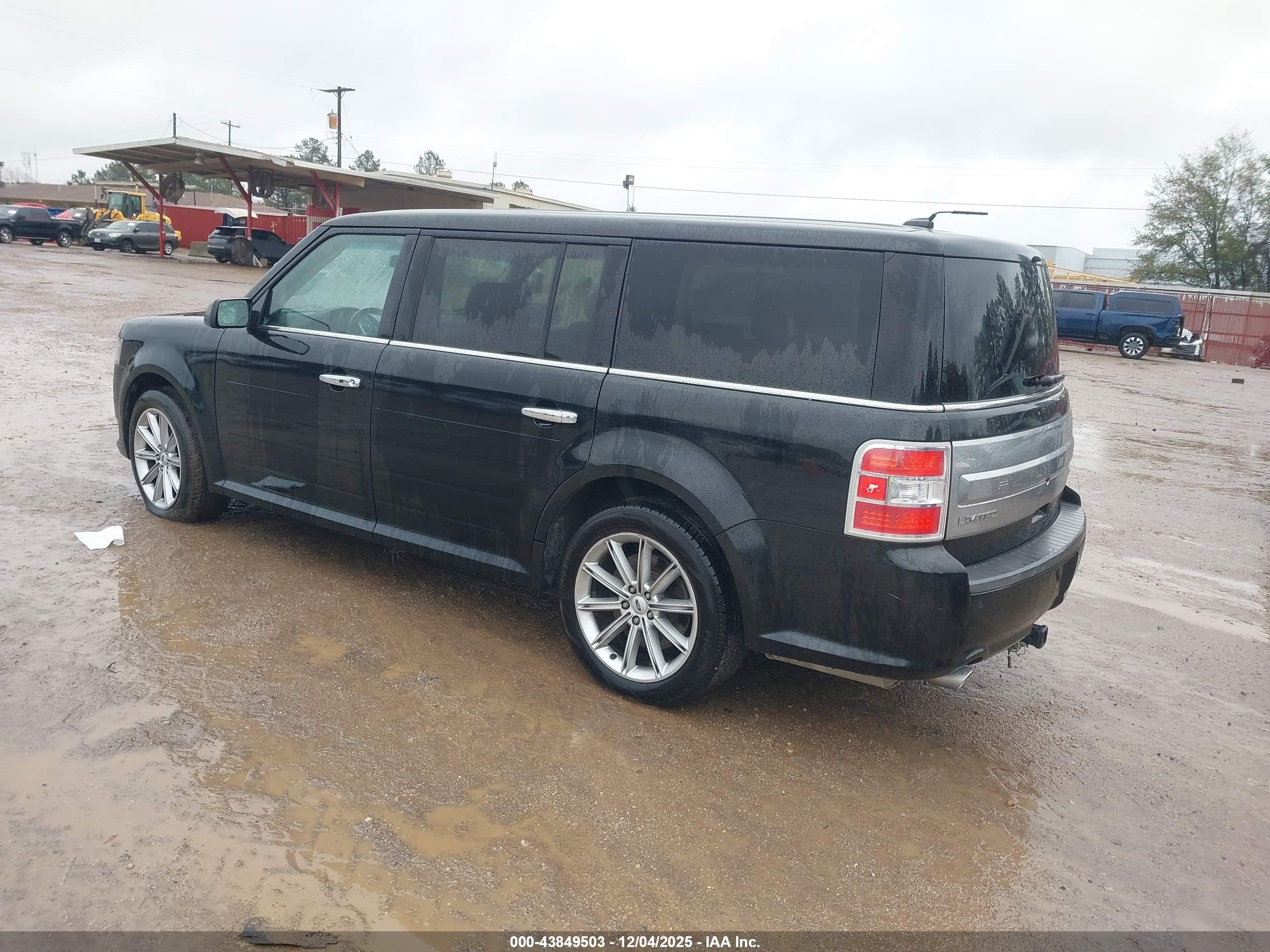 FORD FLEX image 3