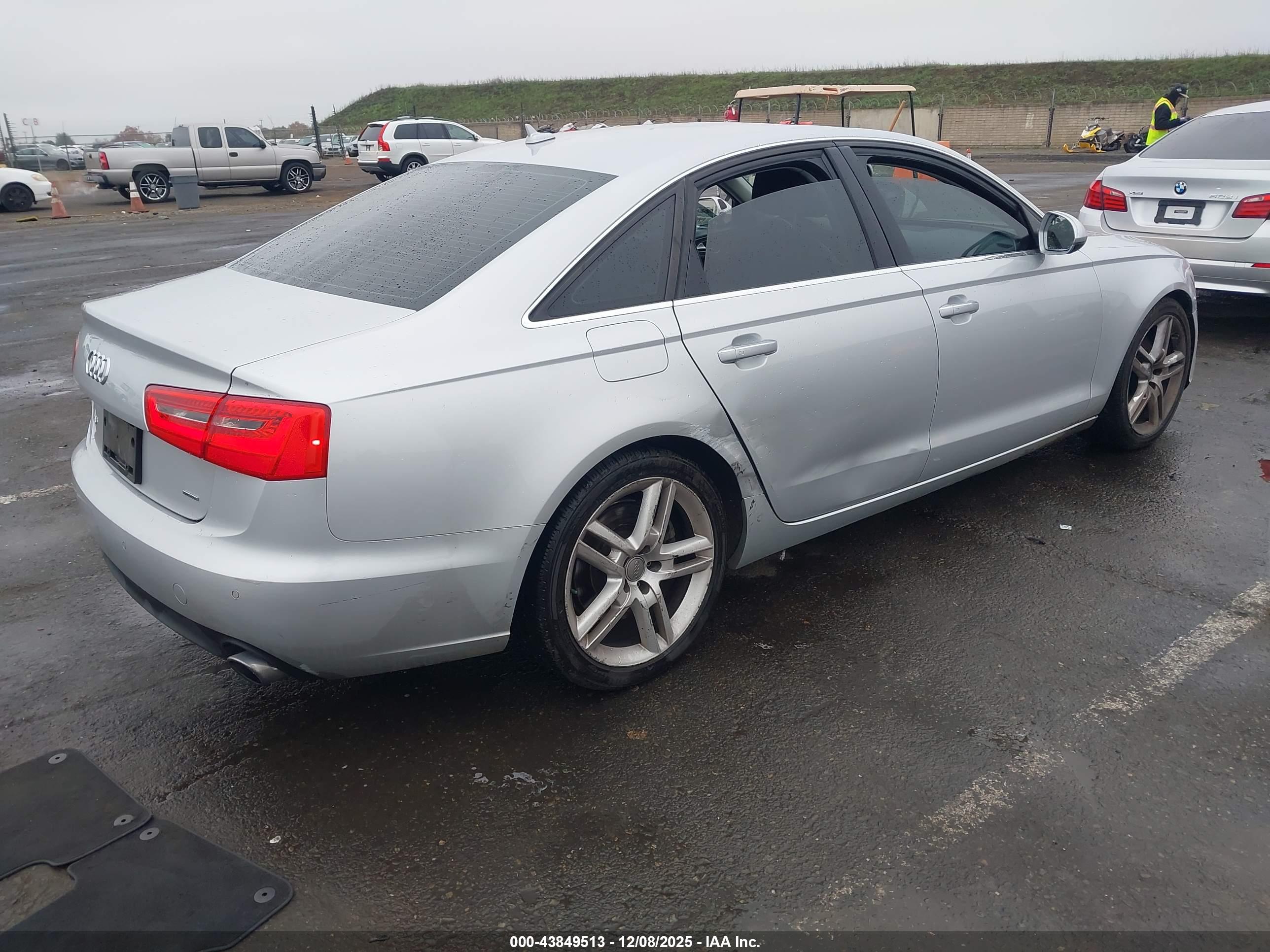 AUDI A6 image 4