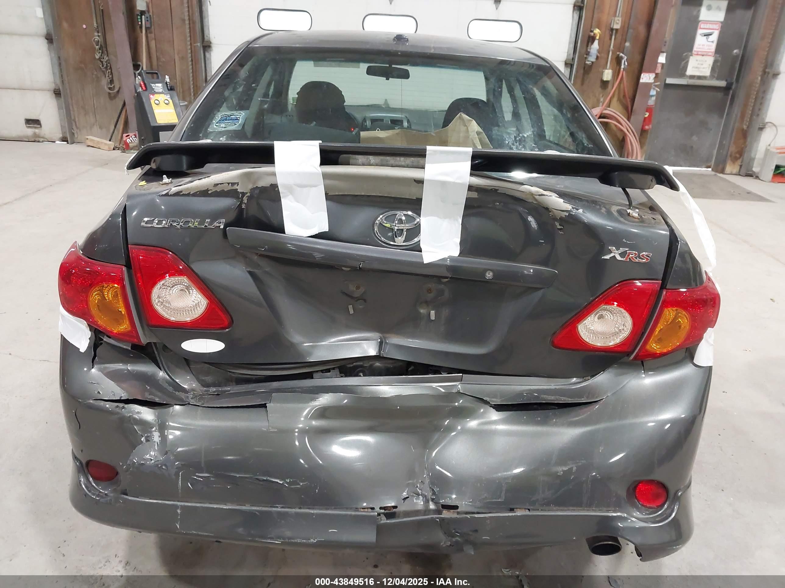 TOYOTA COROLLA image 6