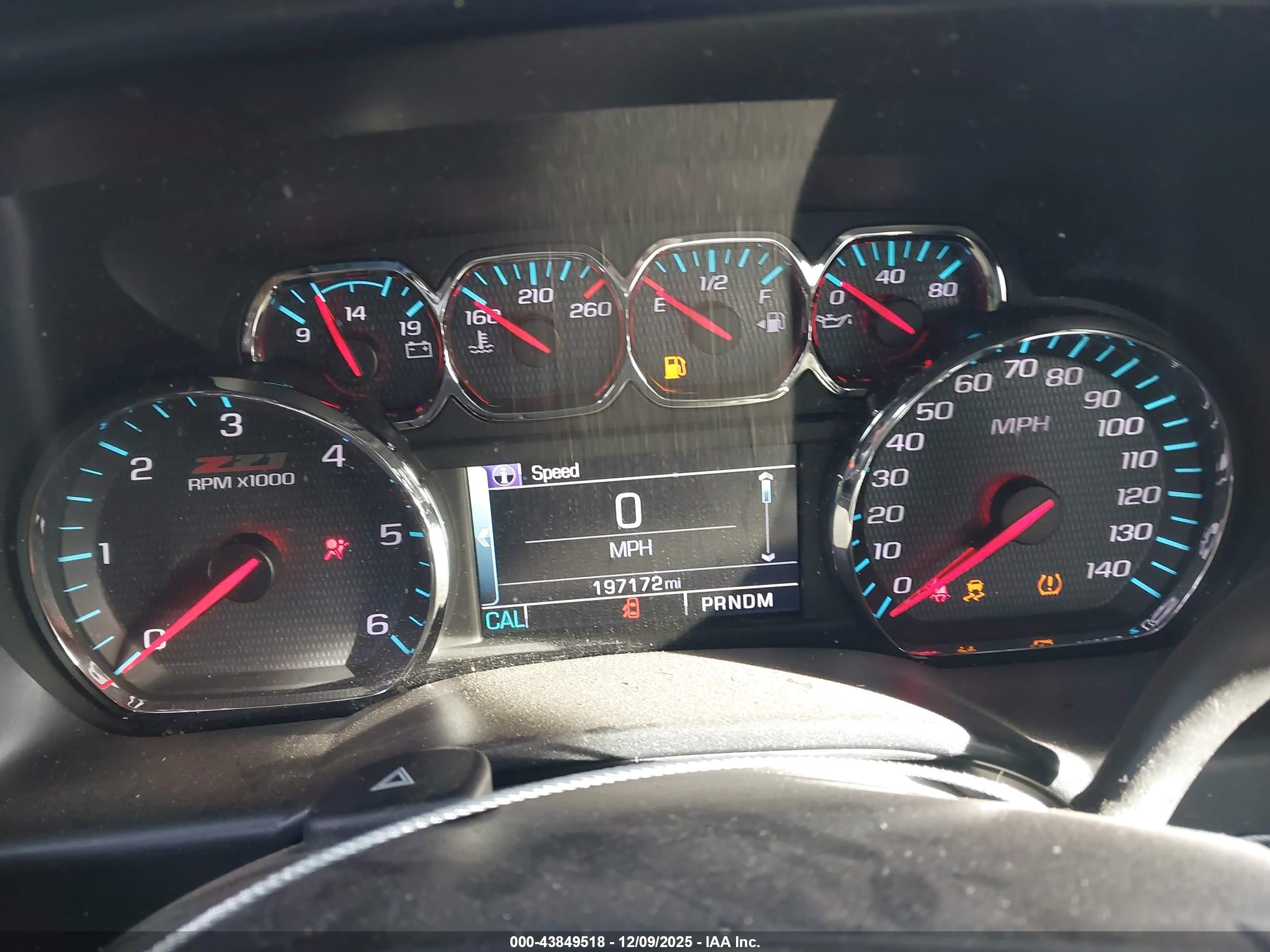 CHEVROLET SILVERADO image 7