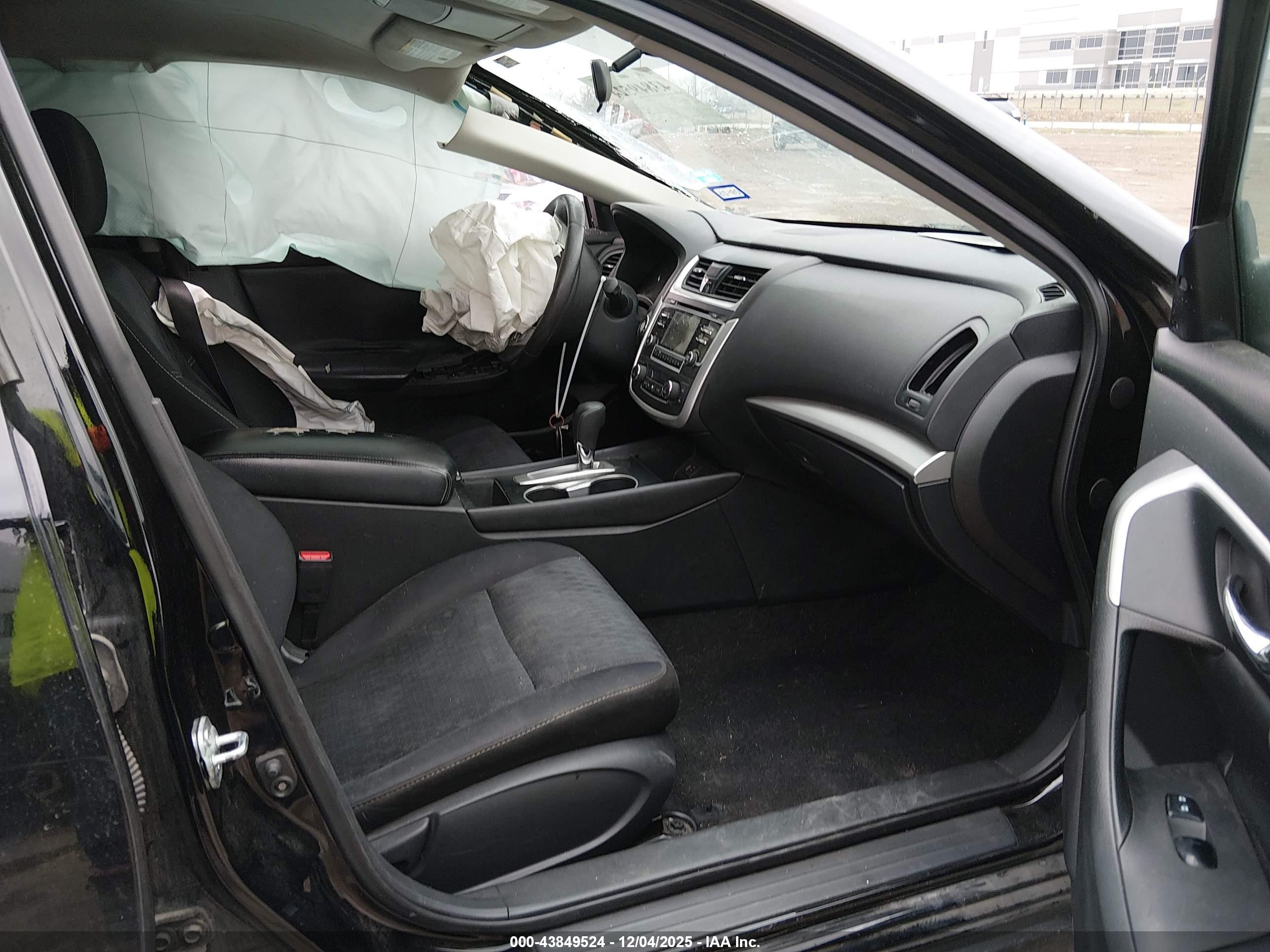 NISSAN ALTIMA image 5