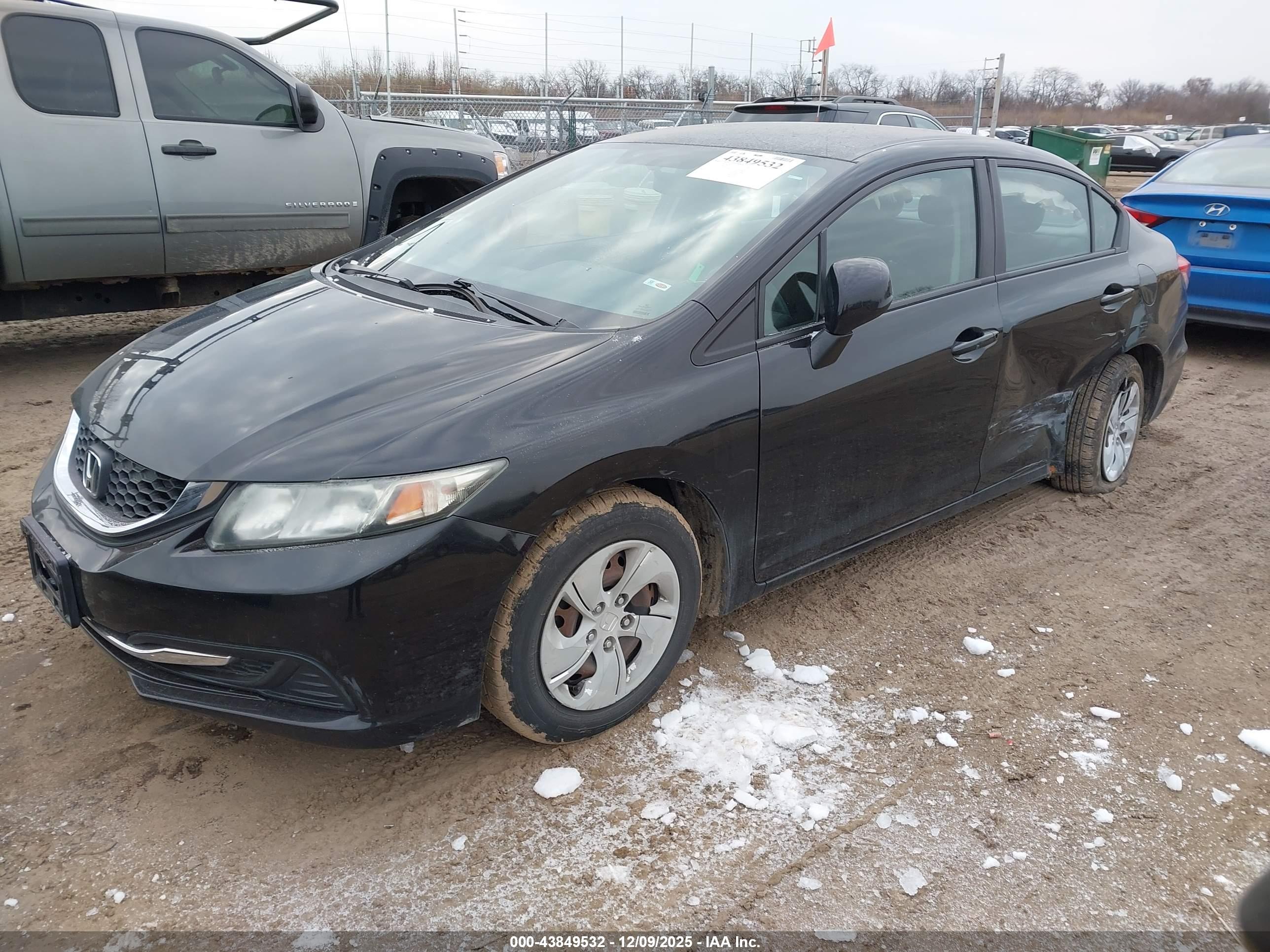 HONDA CIVIC image 2