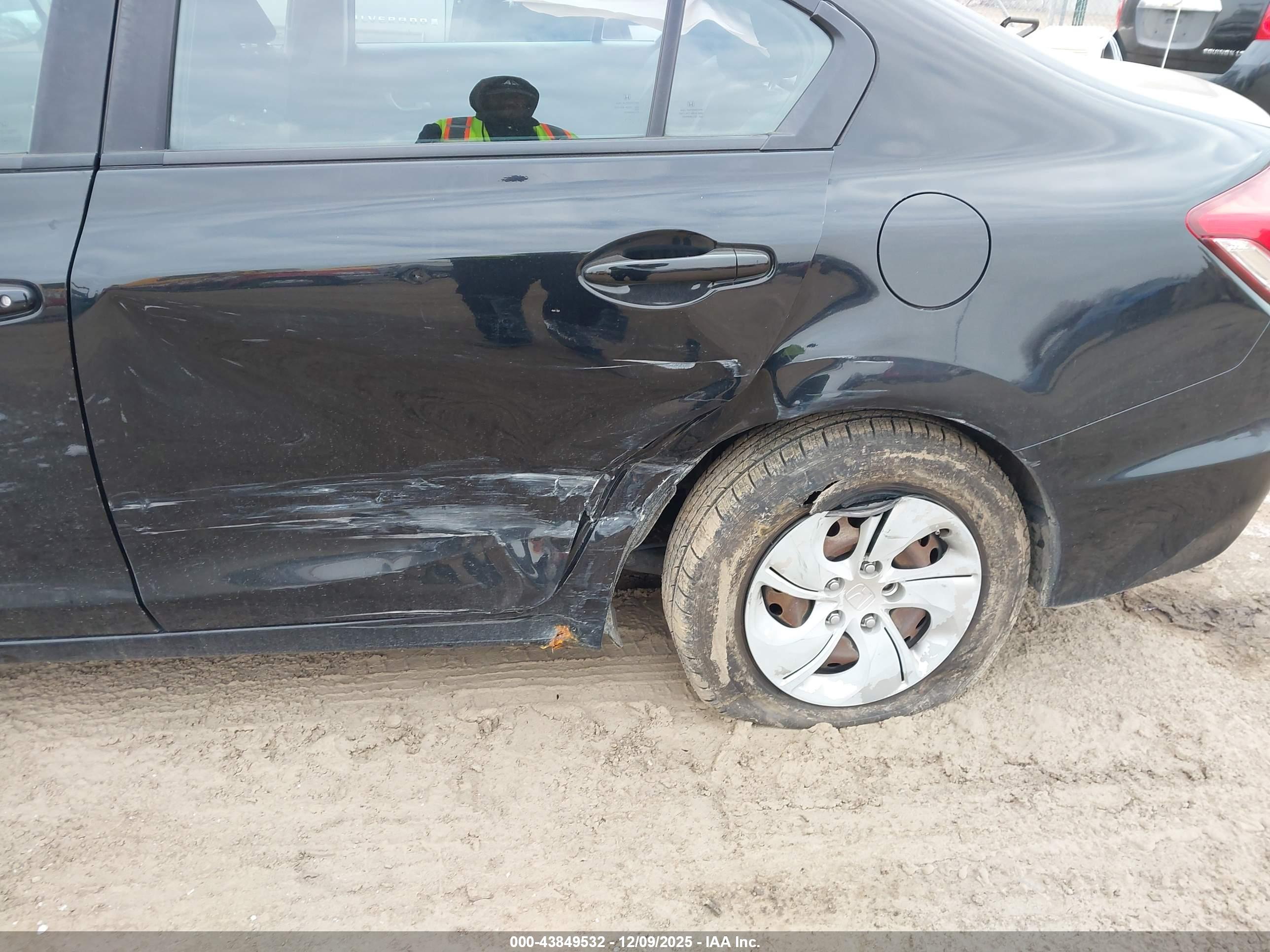 HONDA CIVIC image 6
