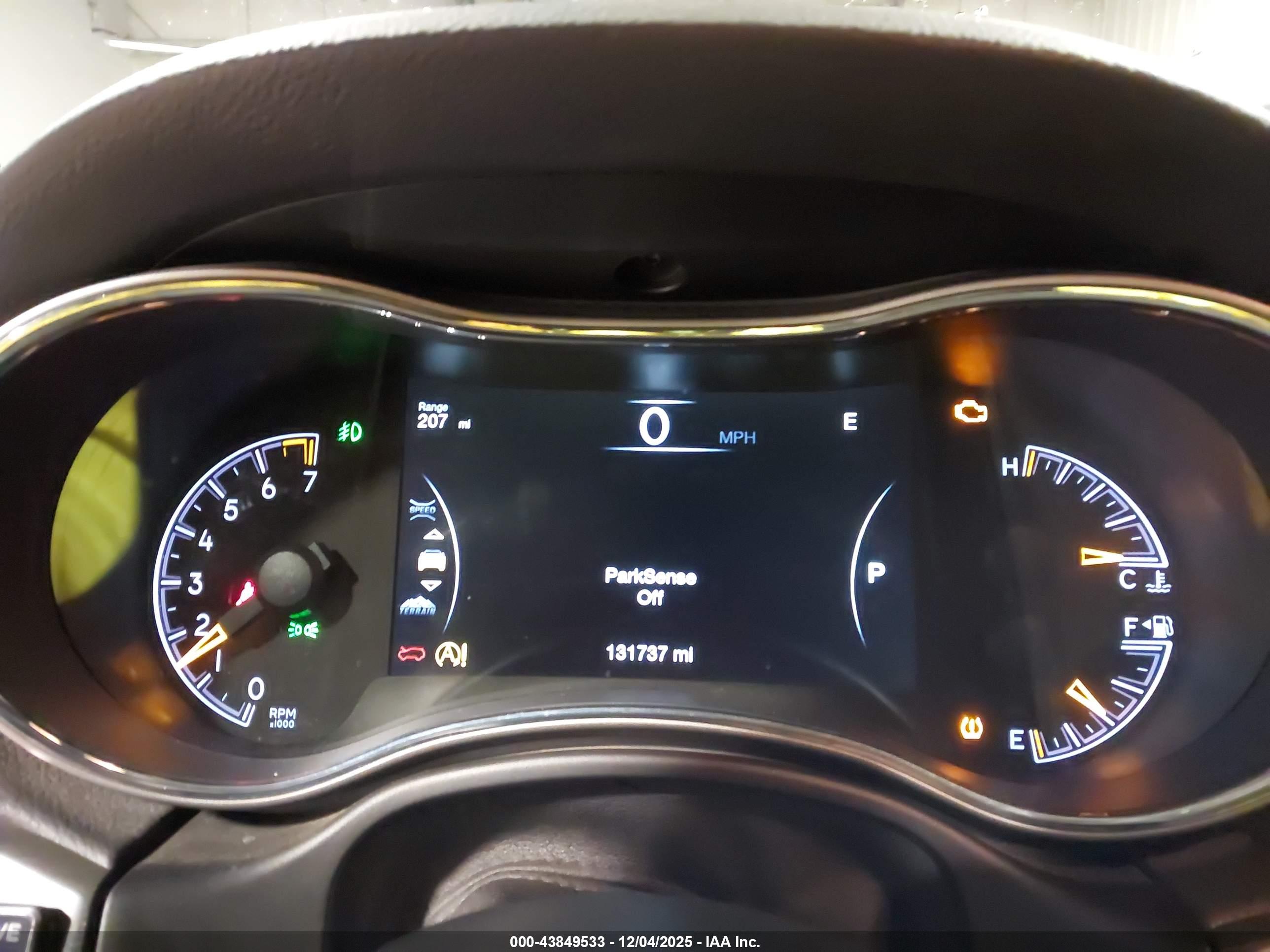 JEEP GRAND image 7