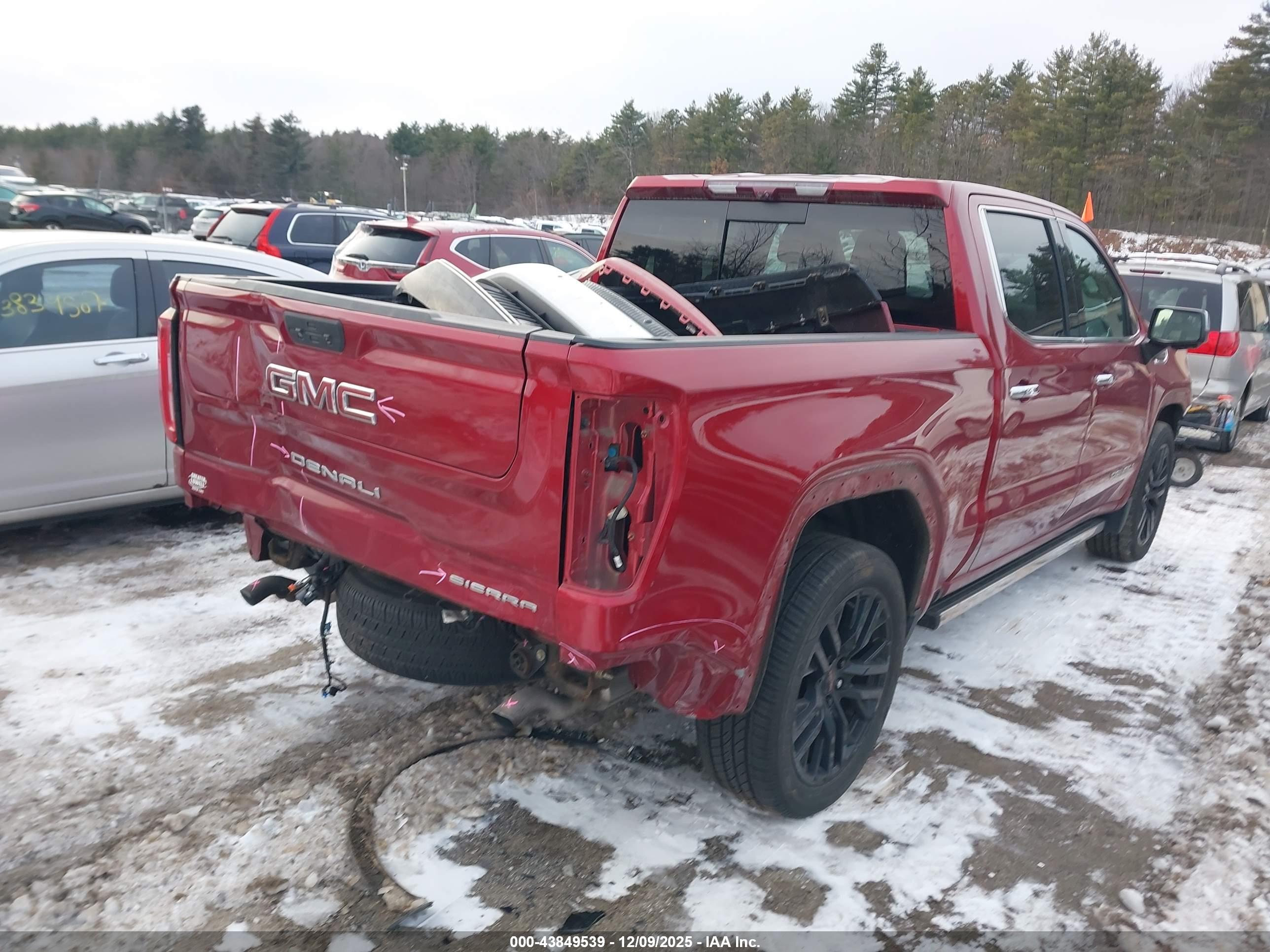 GMC SIERRA image 4