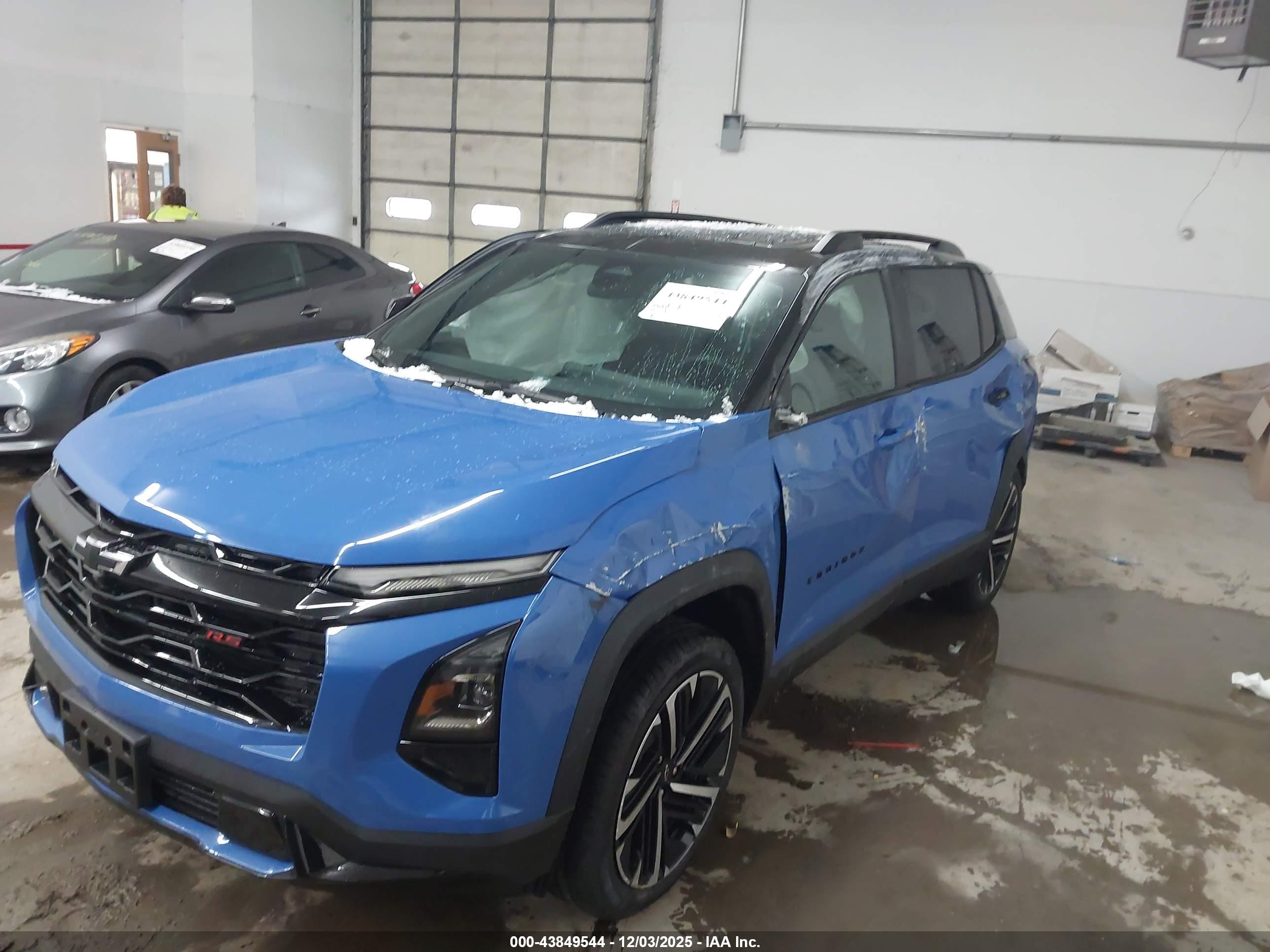 CHEVROLET EQUINOX image 2