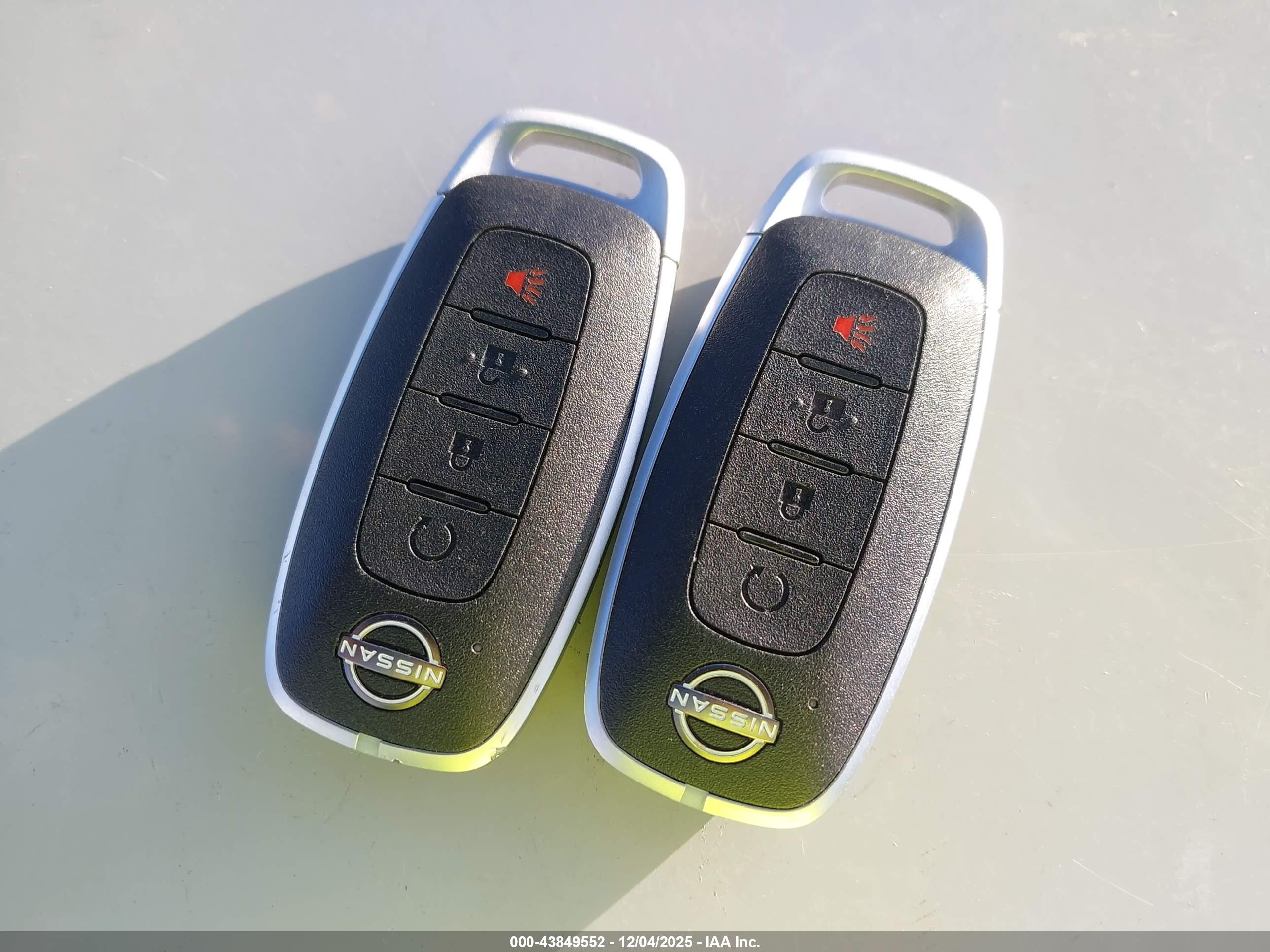 NISSAN KICKS image 11