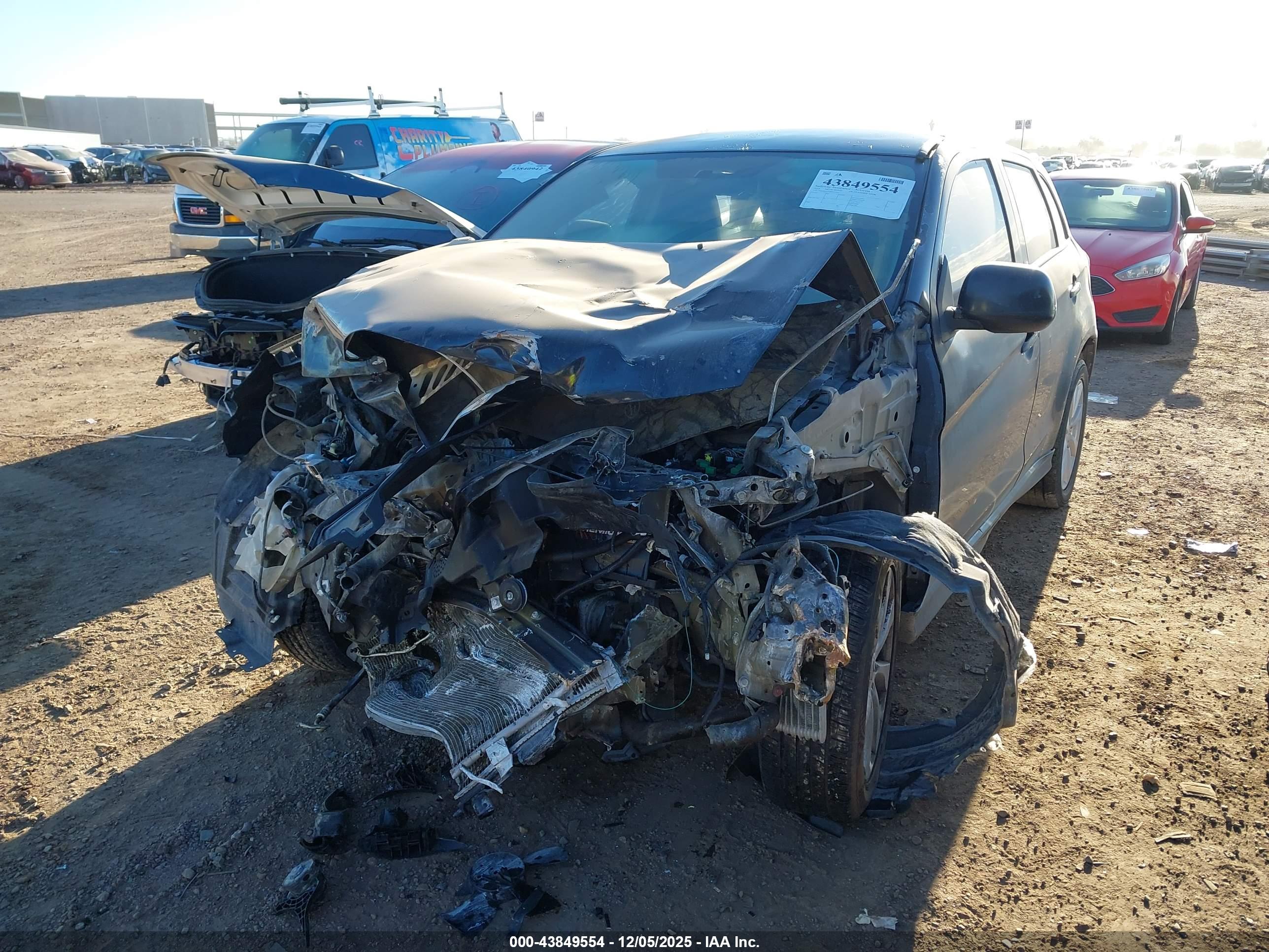 MITSUBISHI OUTLANDER image 6