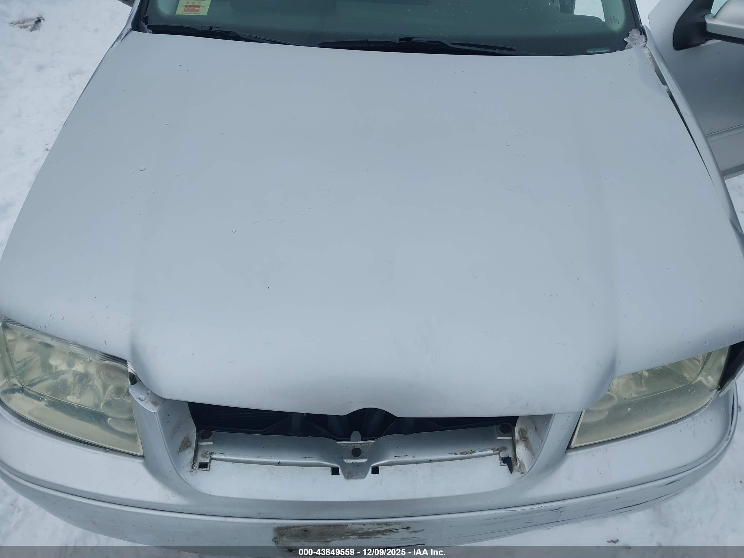 VOLKSWAGEN JETTA image 10