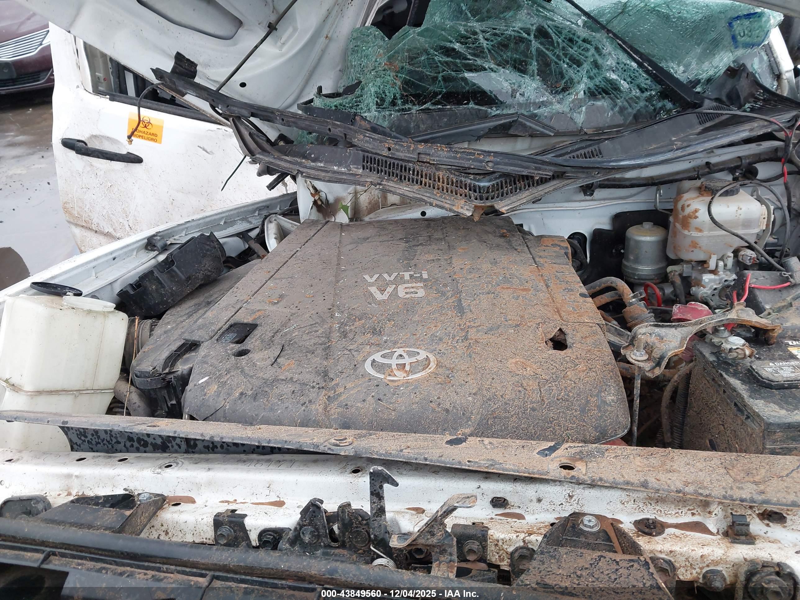 TOYOTA TACOMA image 10
