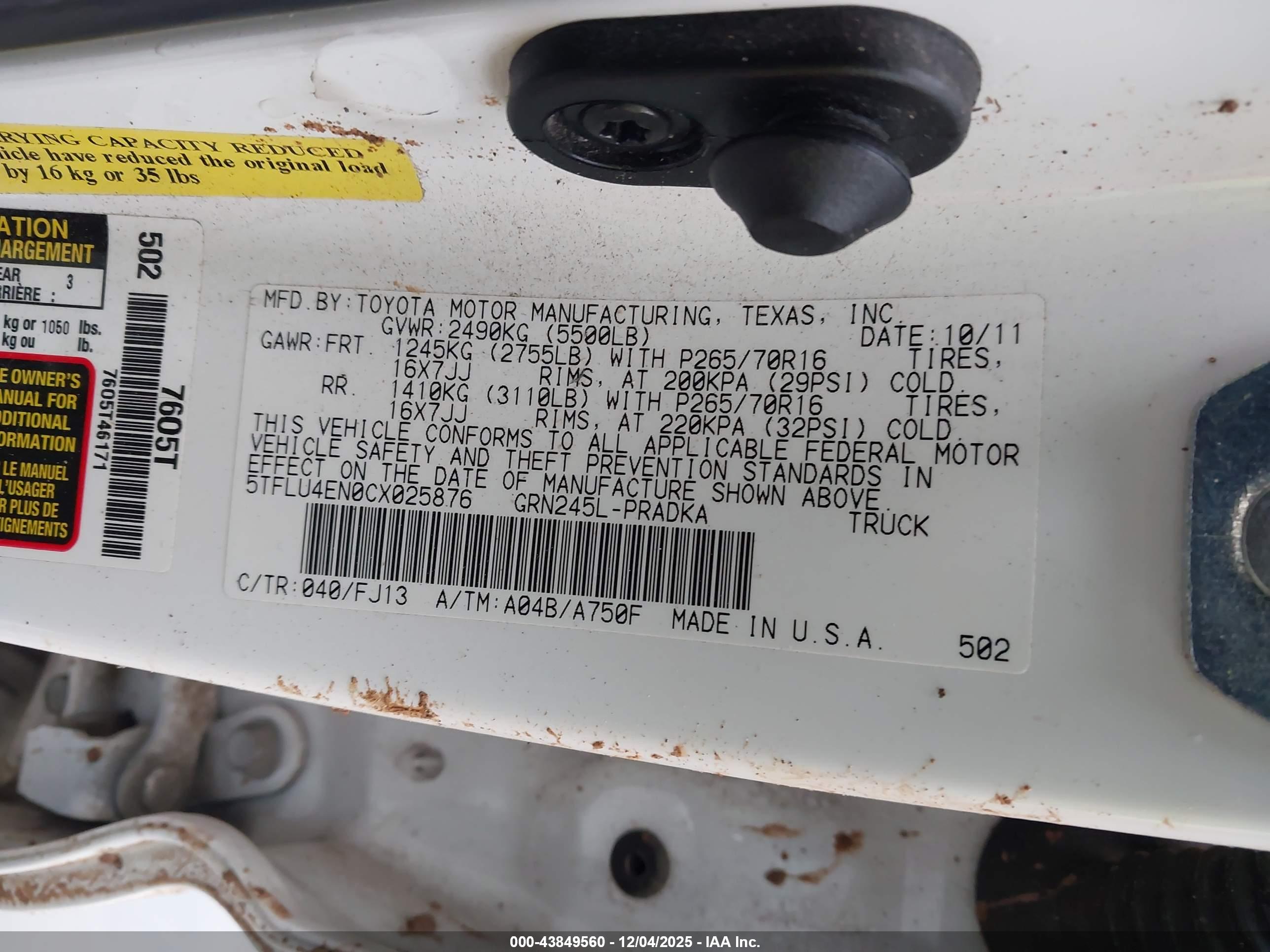 TOYOTA TACOMA image 9