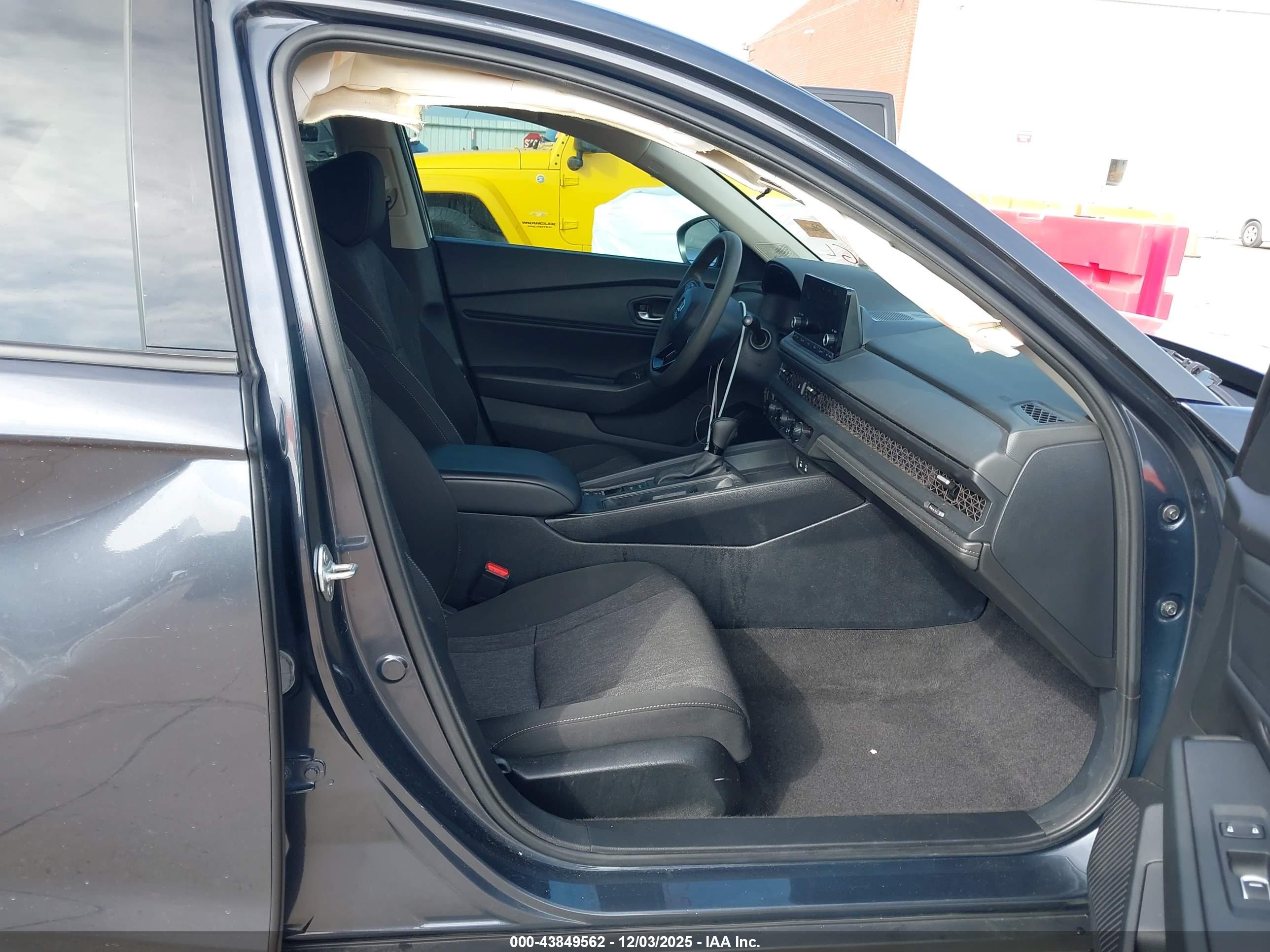 HONDA ACCORD image 5