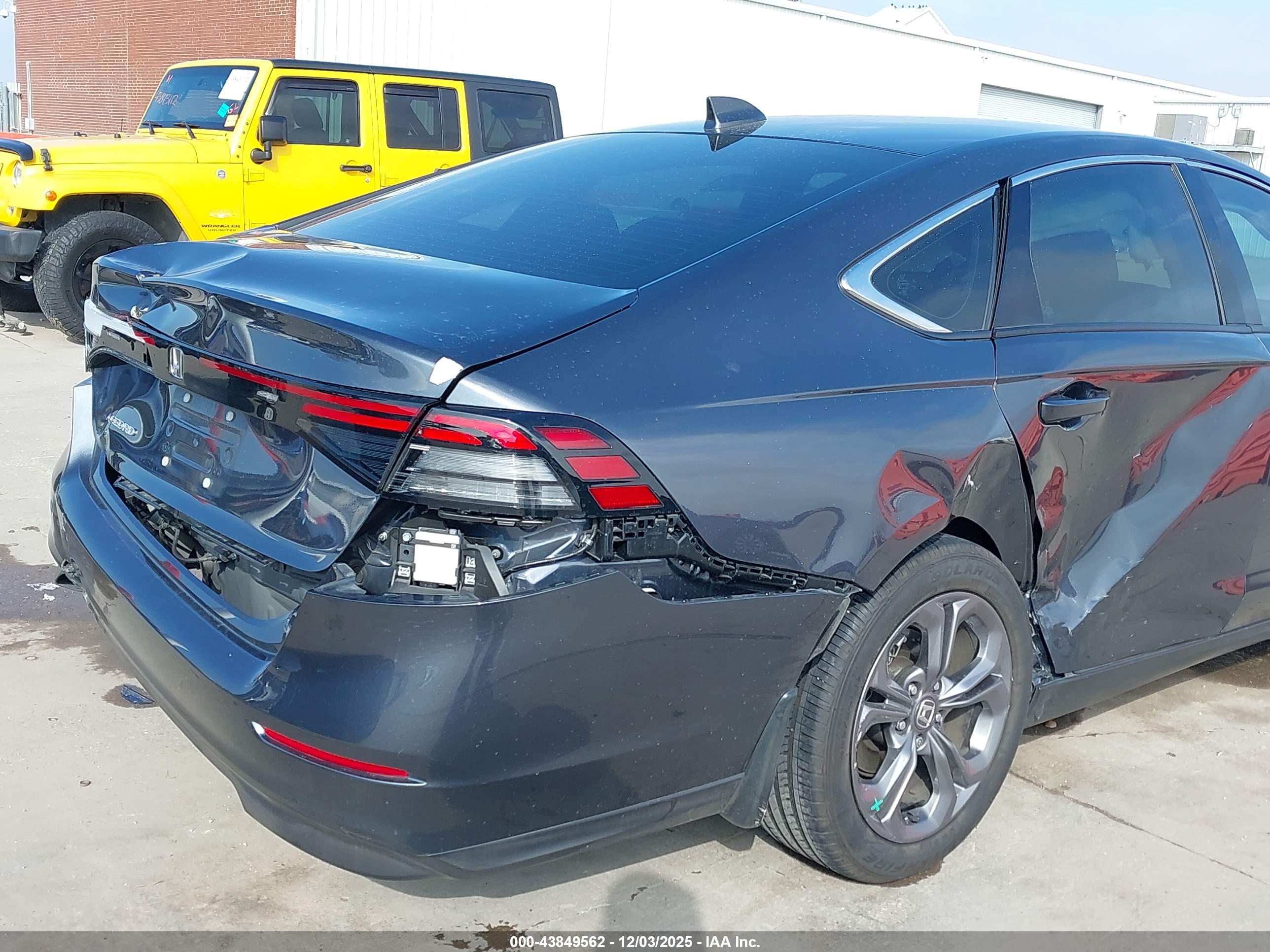 HONDA ACCORD image 6
