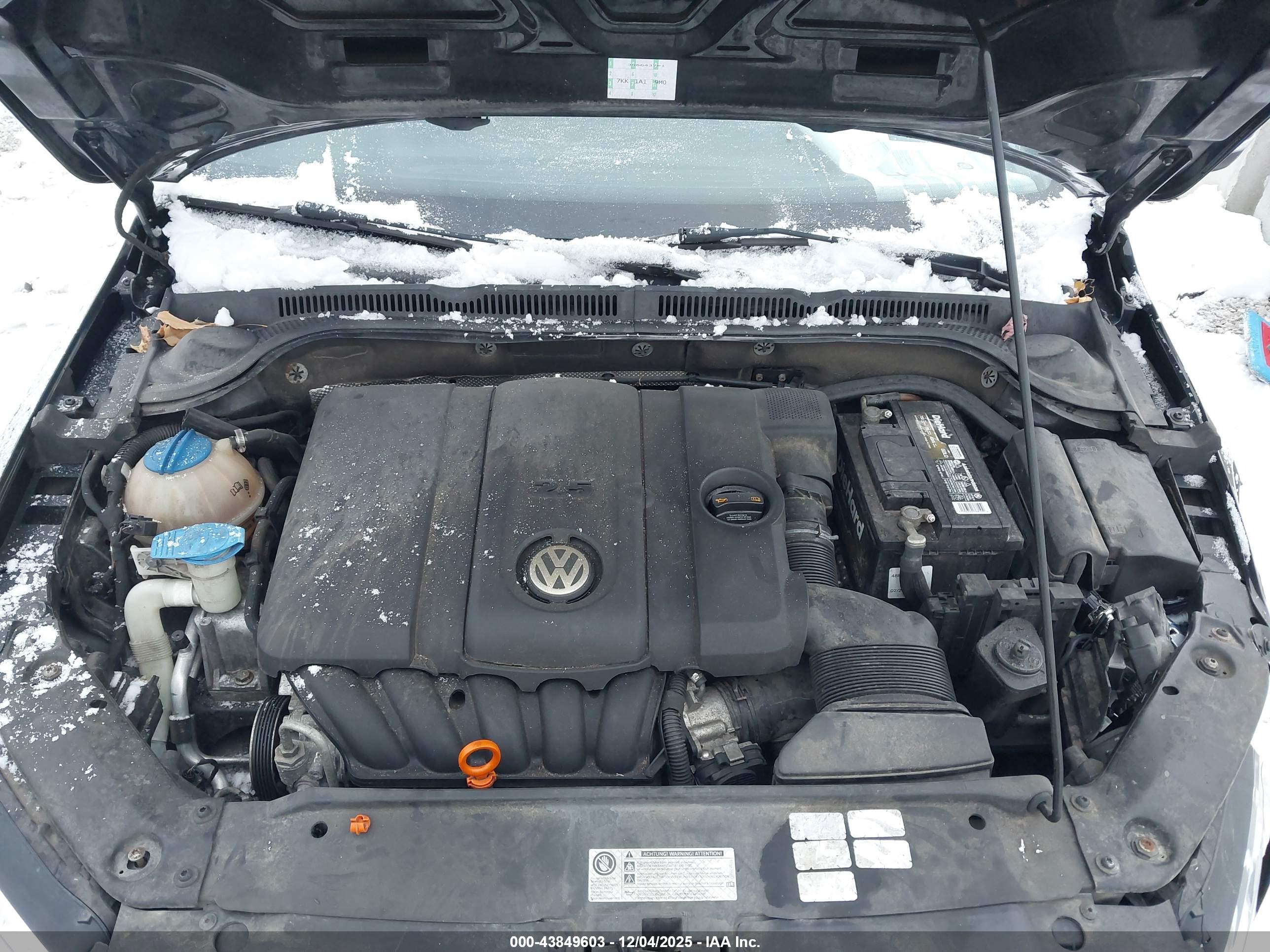 VOLKSWAGEN JETTA image 10