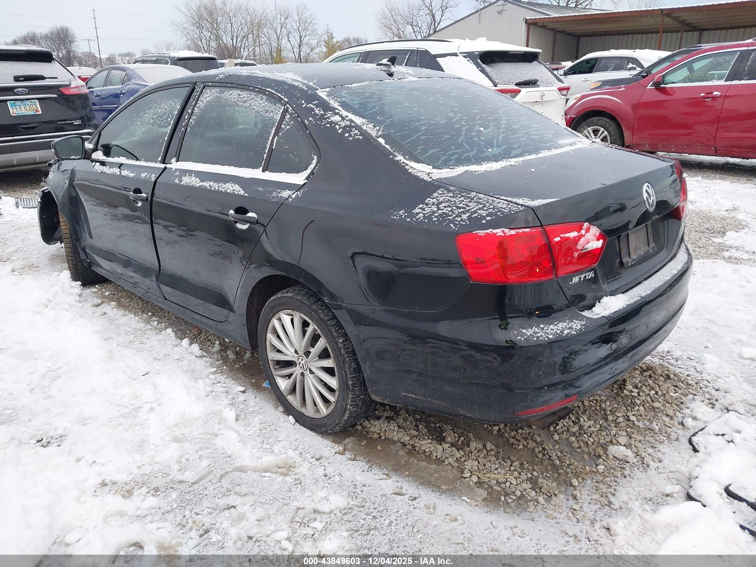 VOLKSWAGEN JETTA image 3