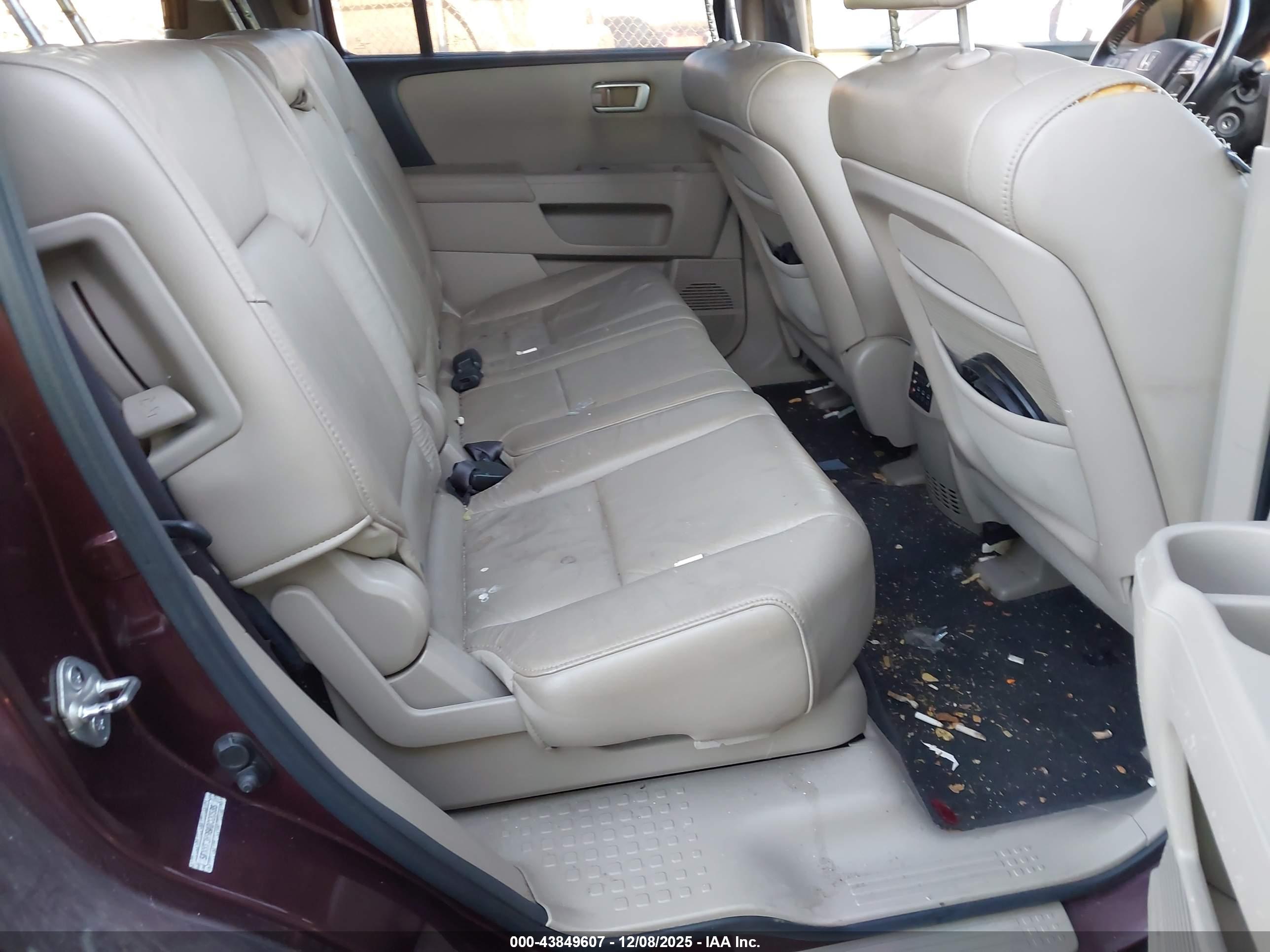 HONDA PILOT image 8