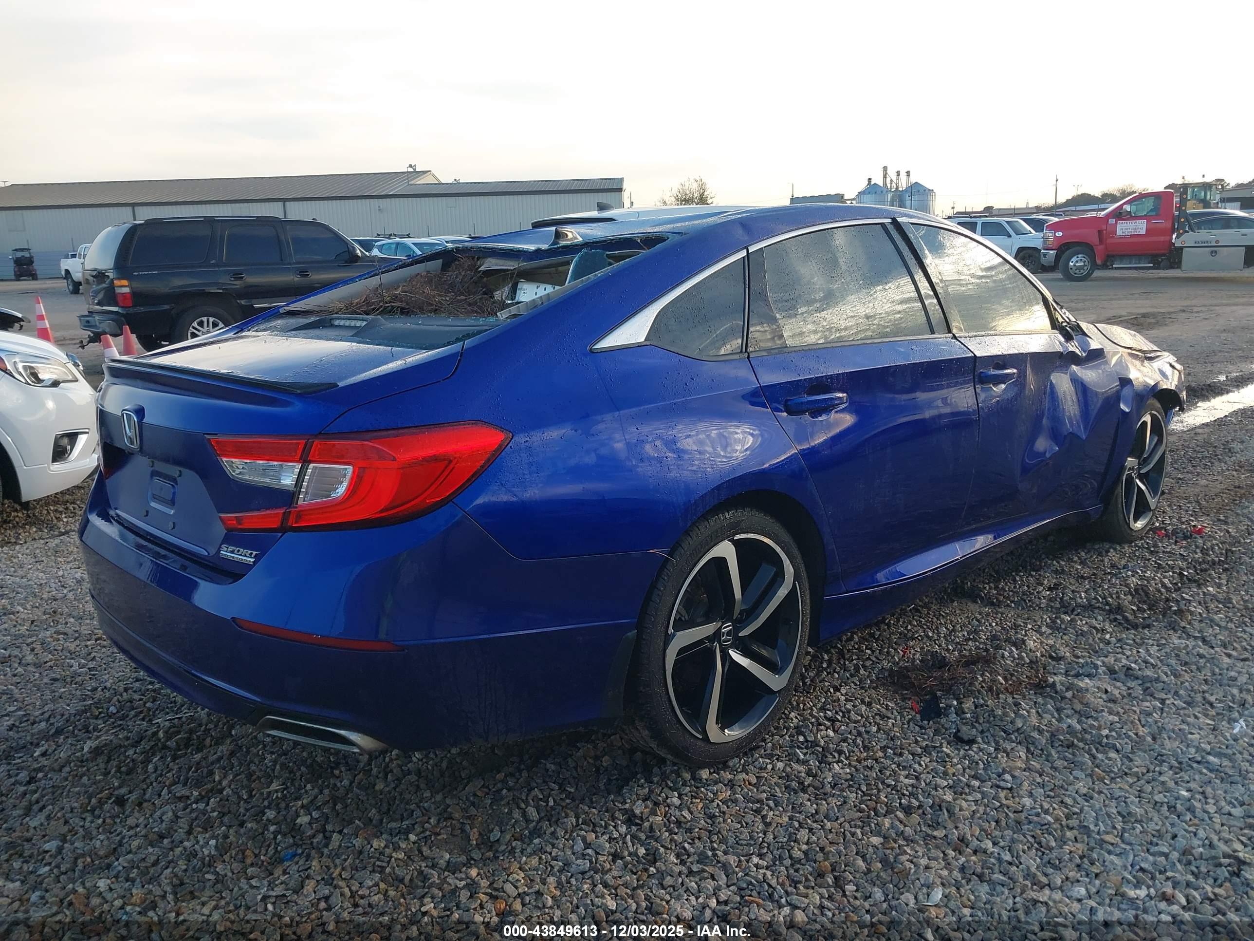HONDA ACCORD image 4