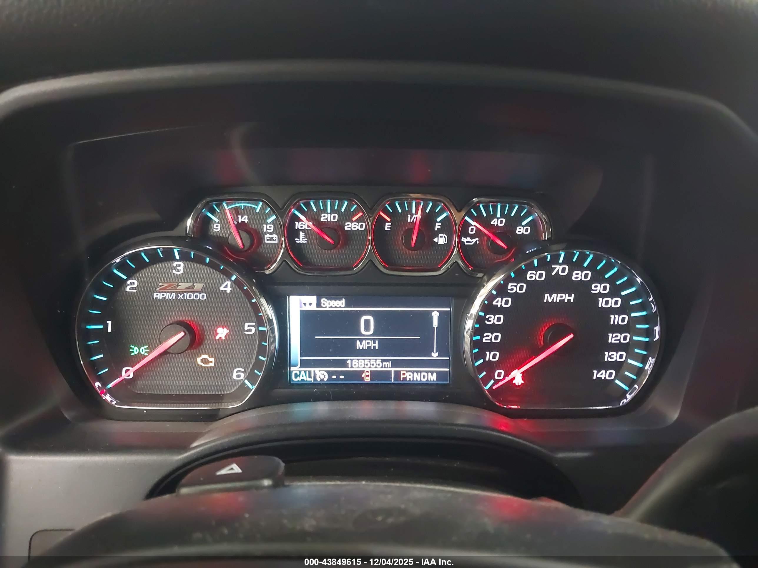 CHEVROLET SILVERADO image 7