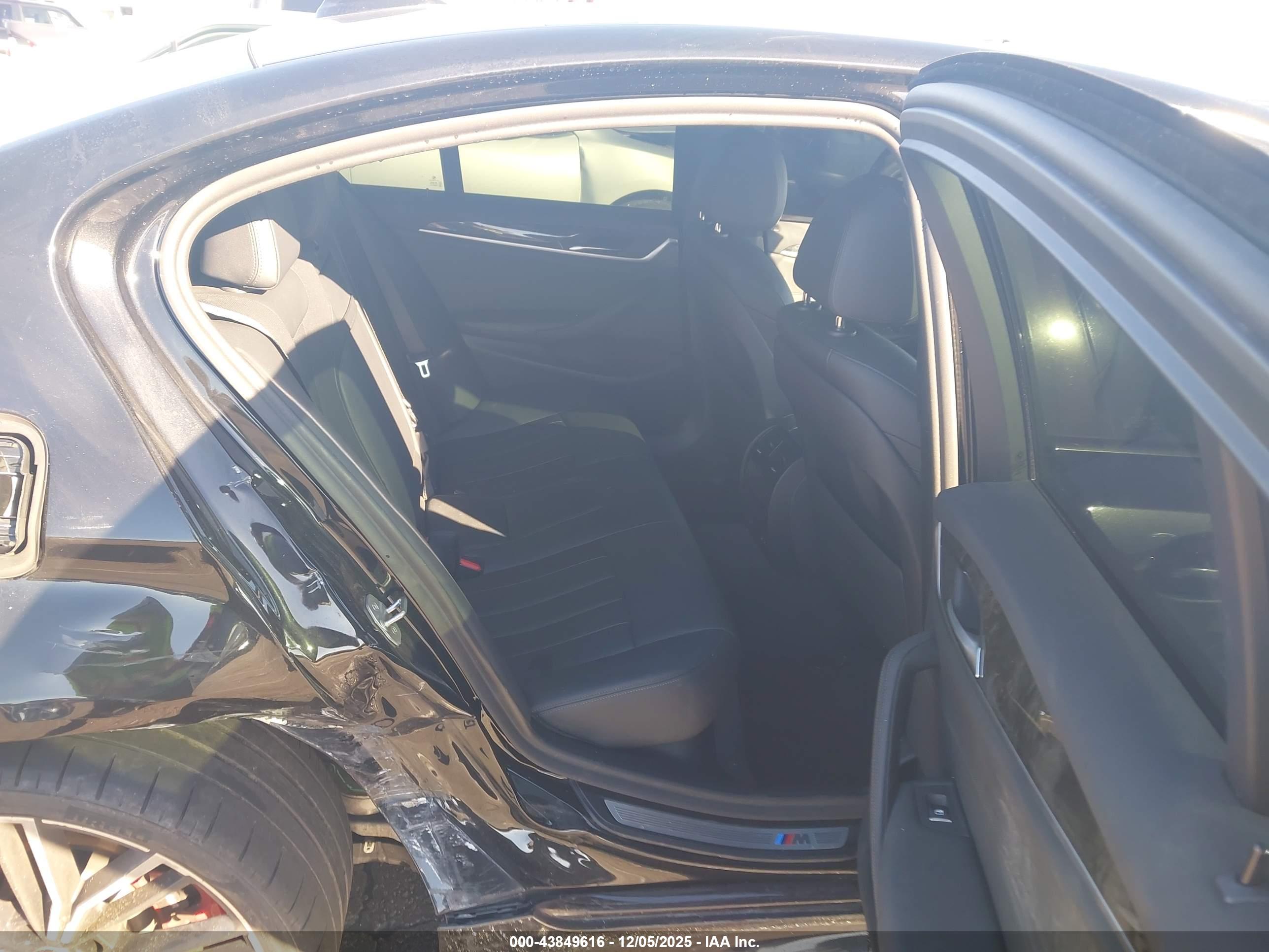 BMW 530 image 8