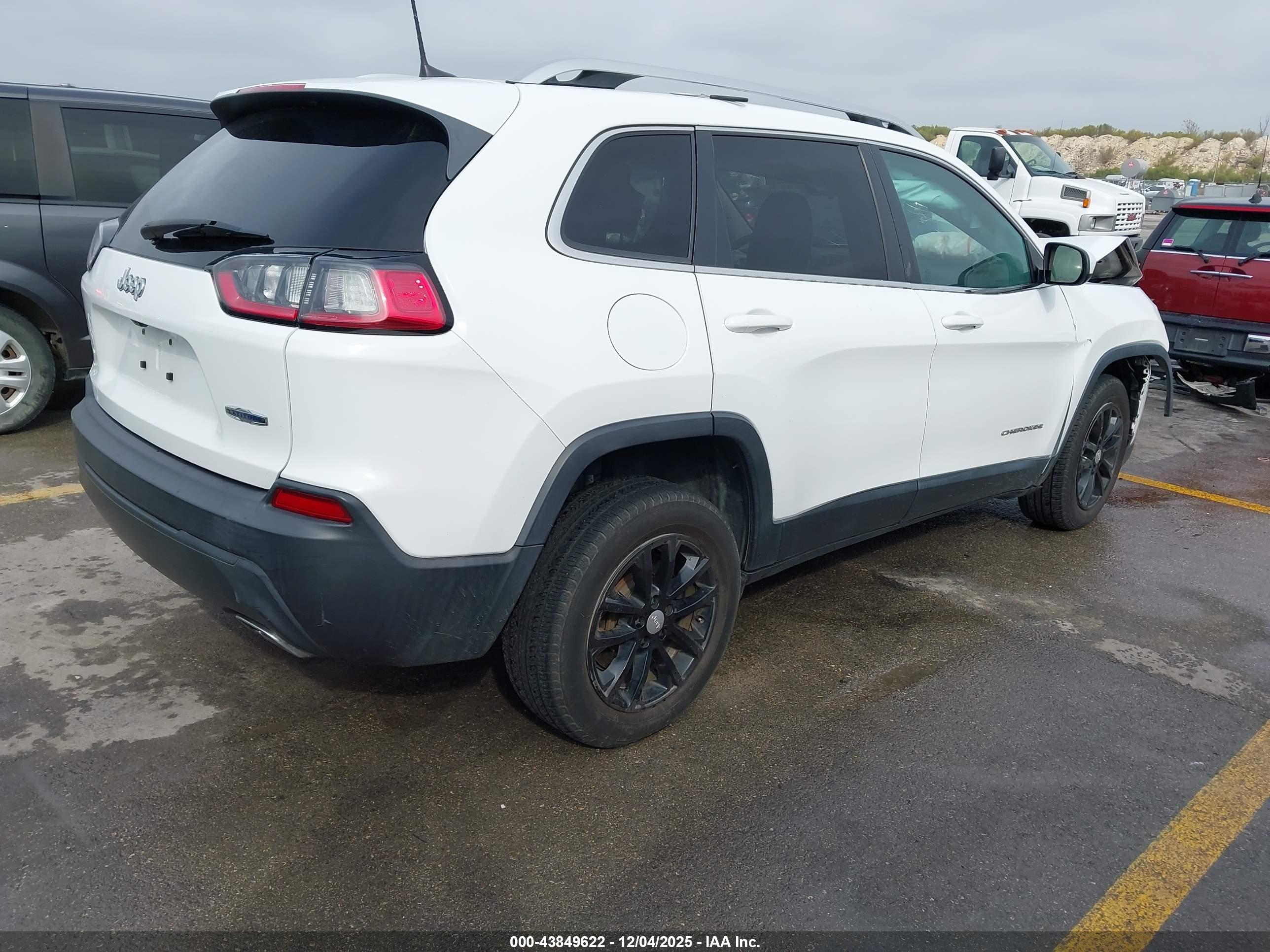 JEEP CHEROKEE image 4