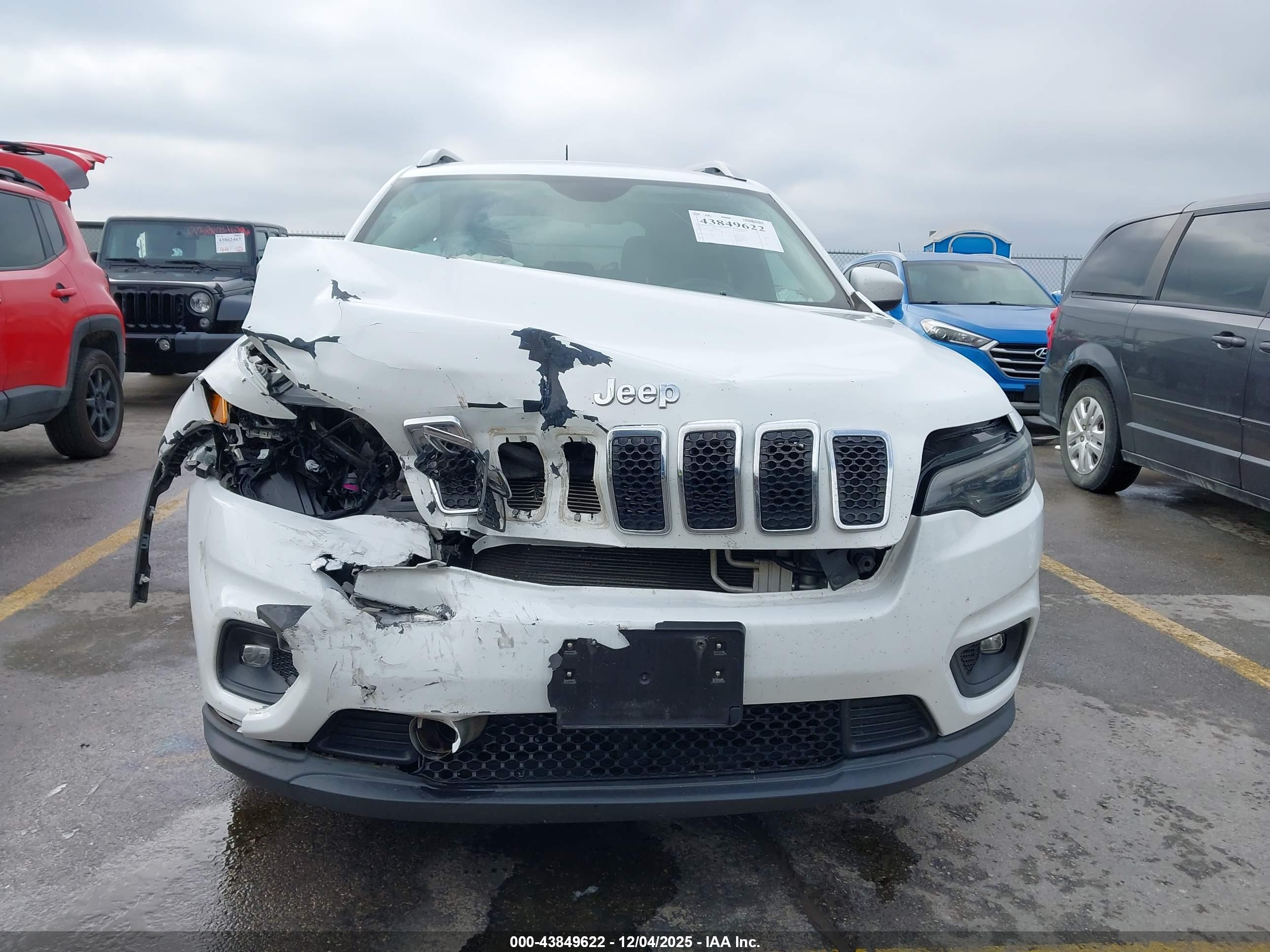 JEEP CHEROKEE image 6