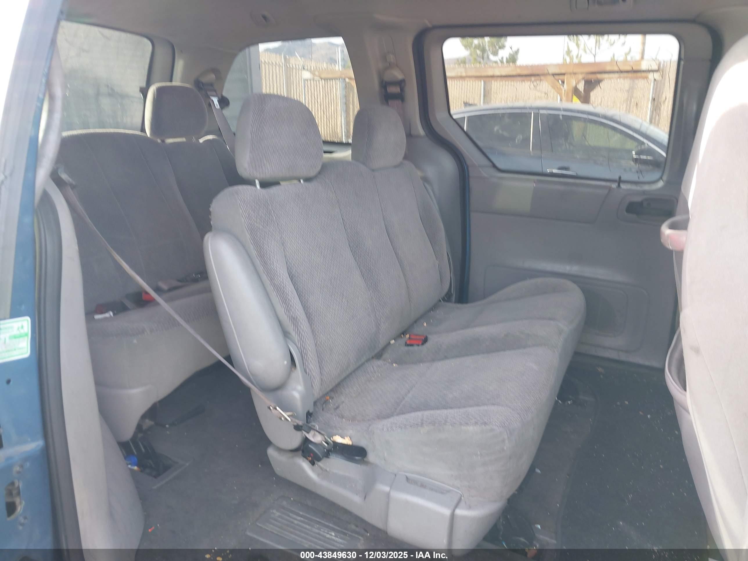 FORD WINDSTAR image 8