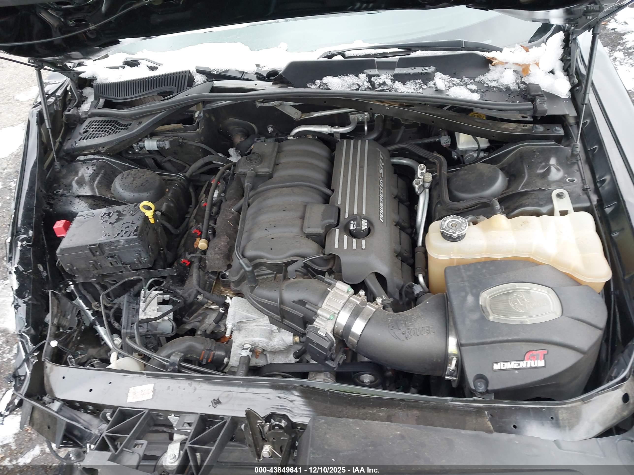 DODGE CHALLENGER image 10