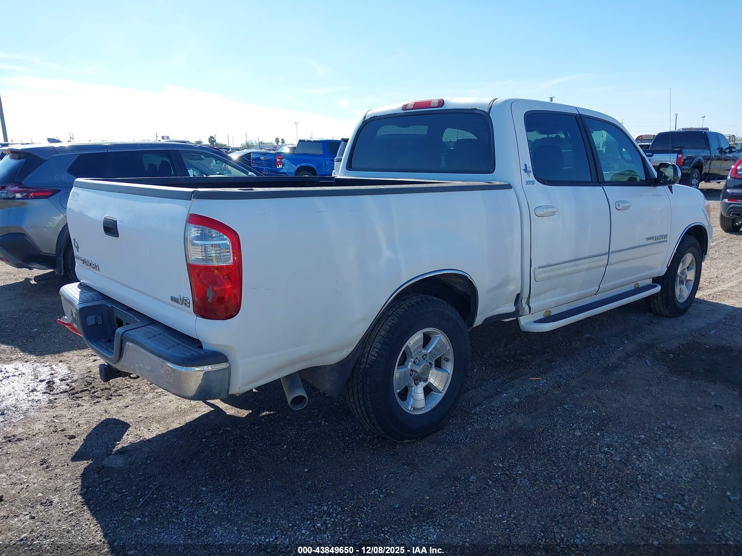 TOYOTA TUNDRA image 4