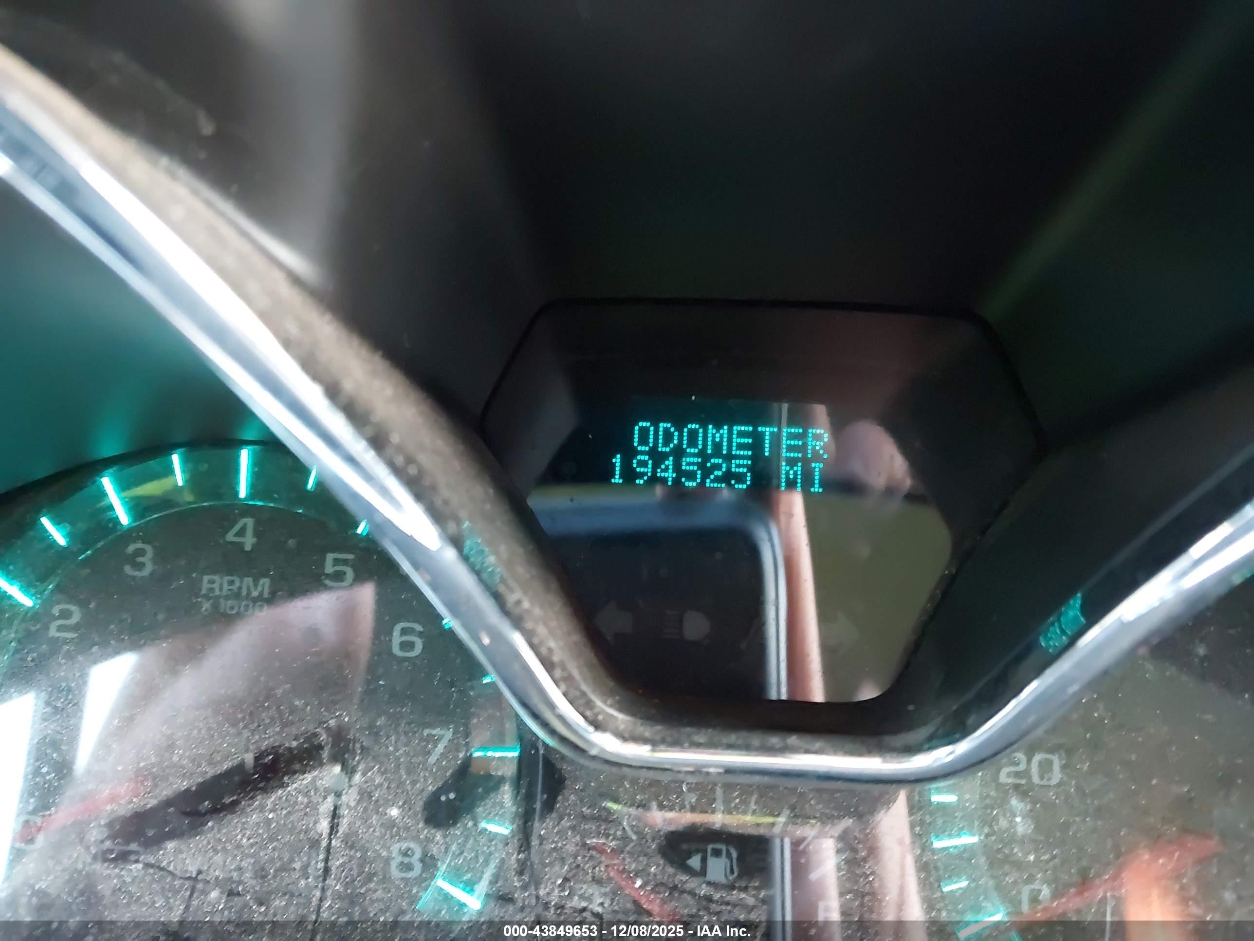 CHEVROLET TRAVERSE image 7