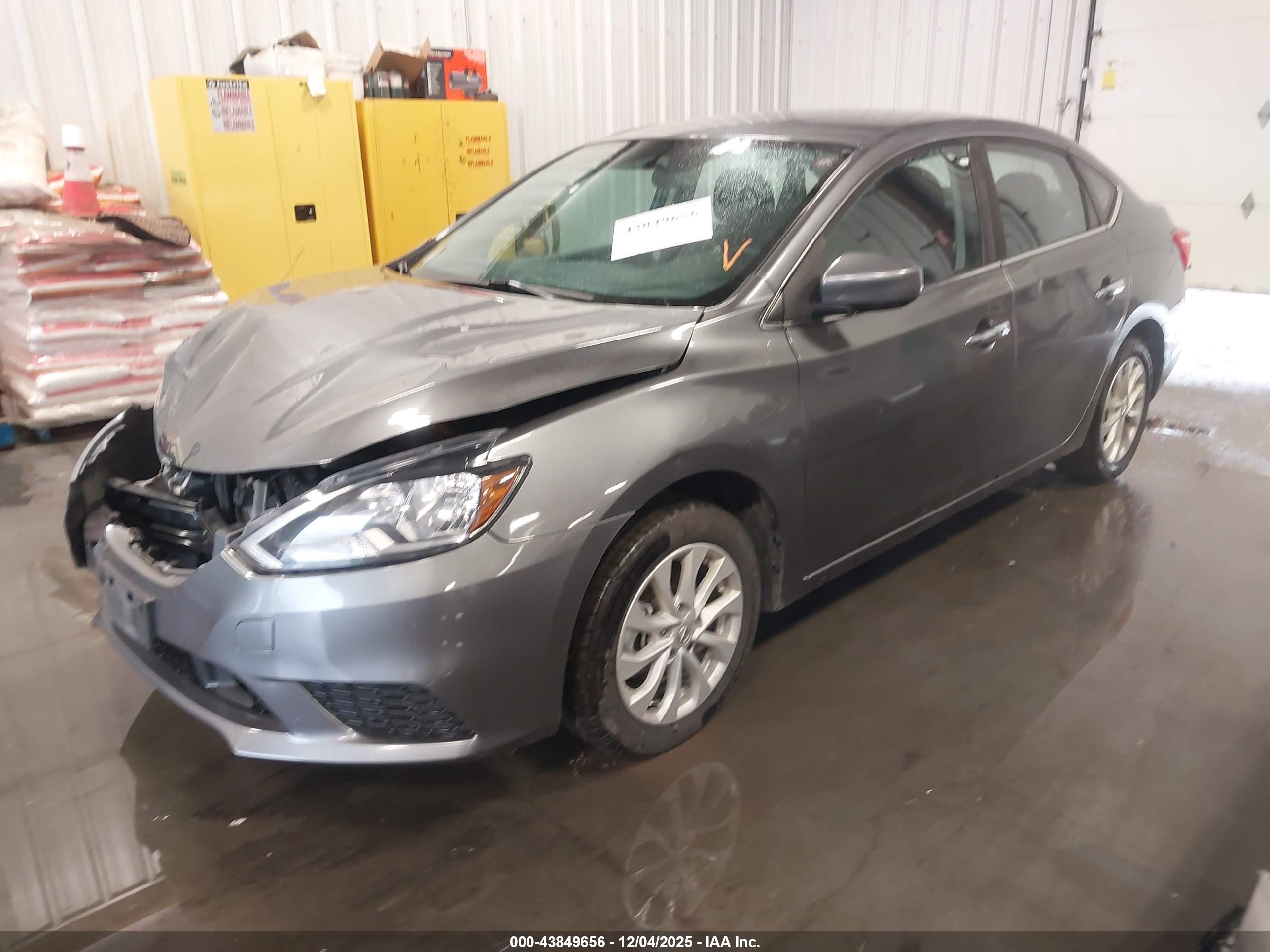 NISSAN SENTRA image 2