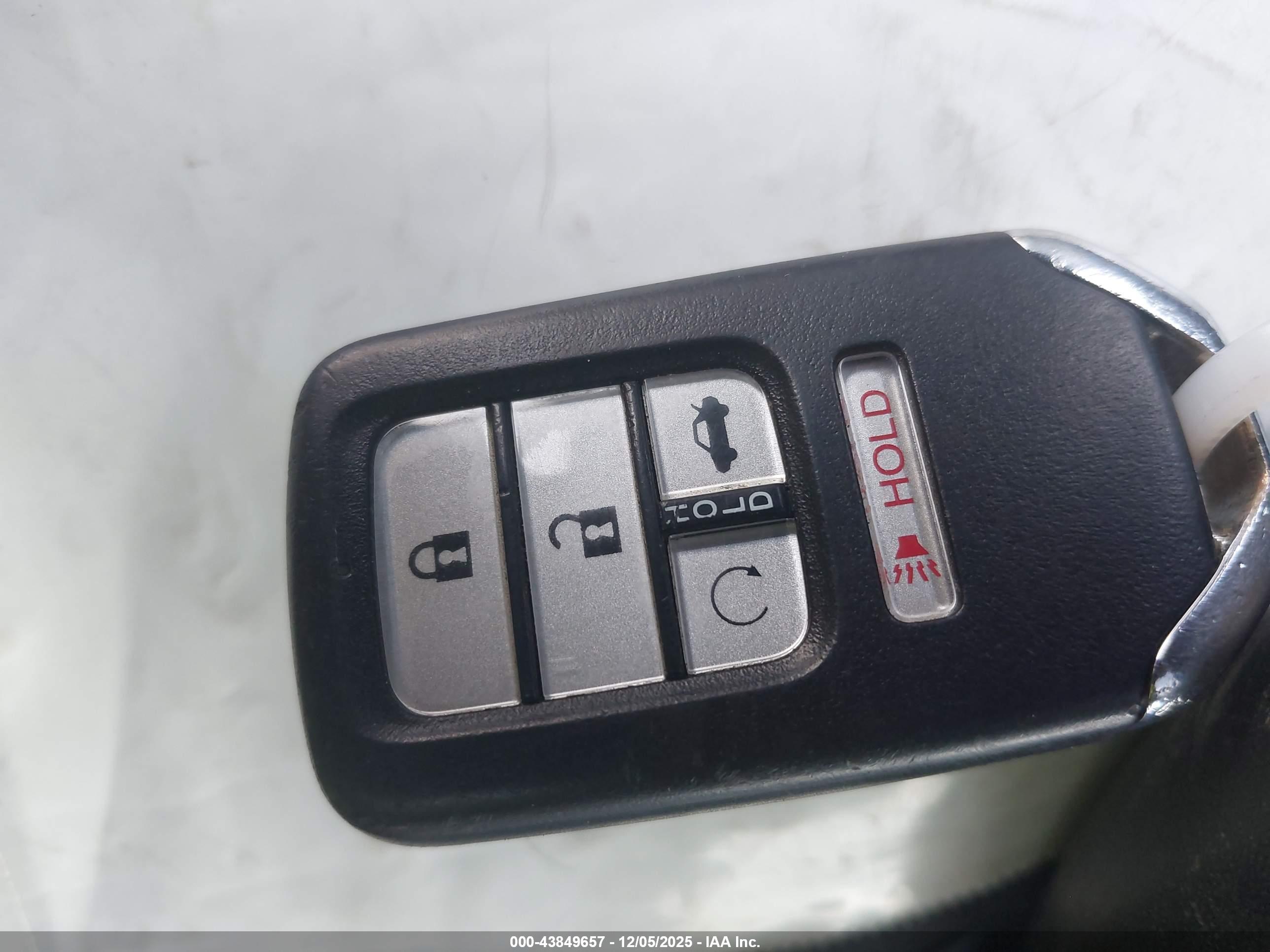 HONDA CIVIC image 11