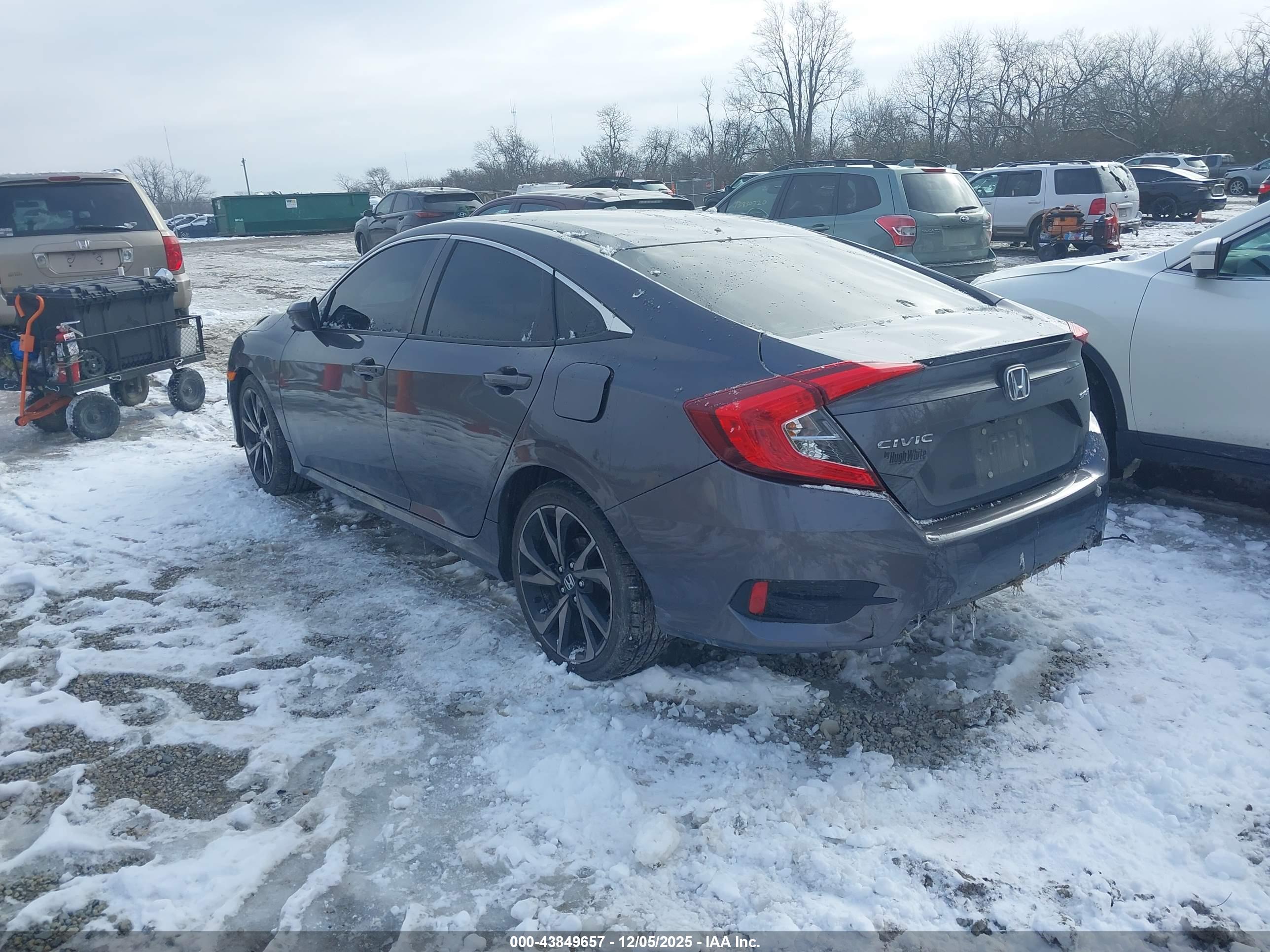 HONDA CIVIC image 3