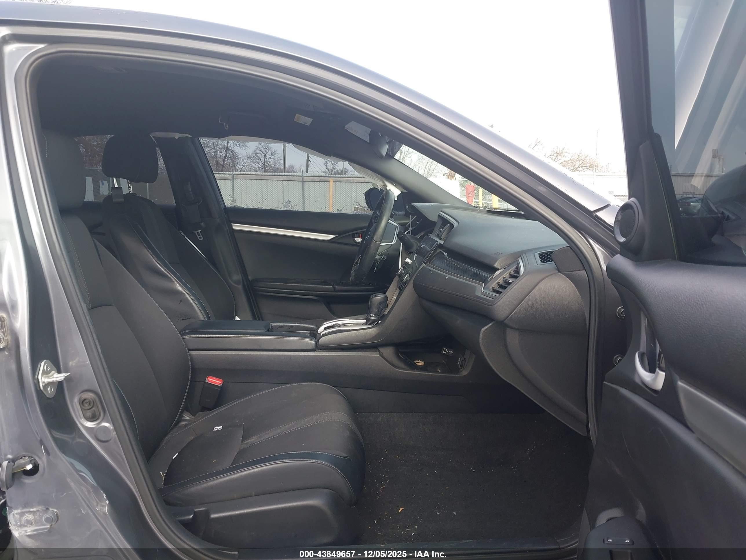 HONDA CIVIC image 5