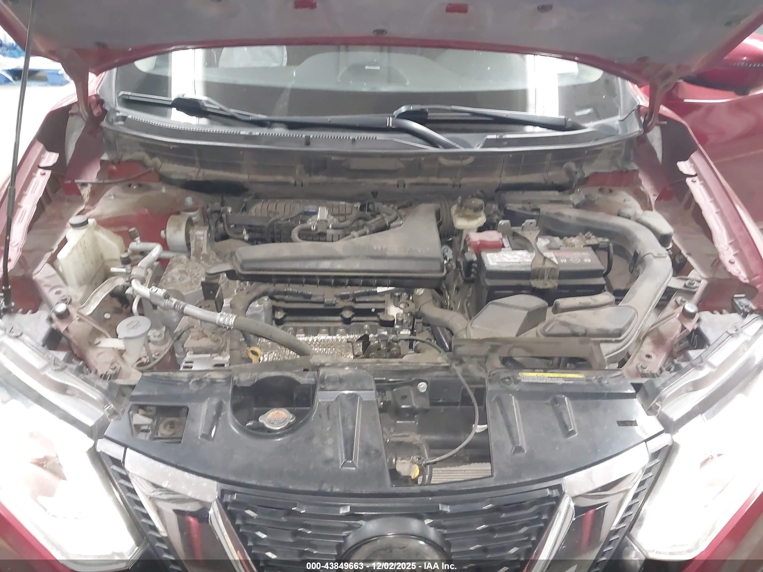 NISSAN ROGUE image 10
