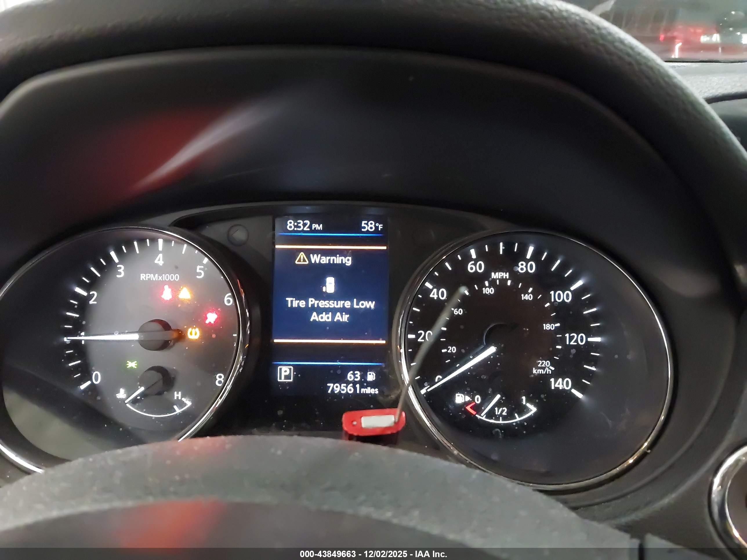 NISSAN ROGUE image 7