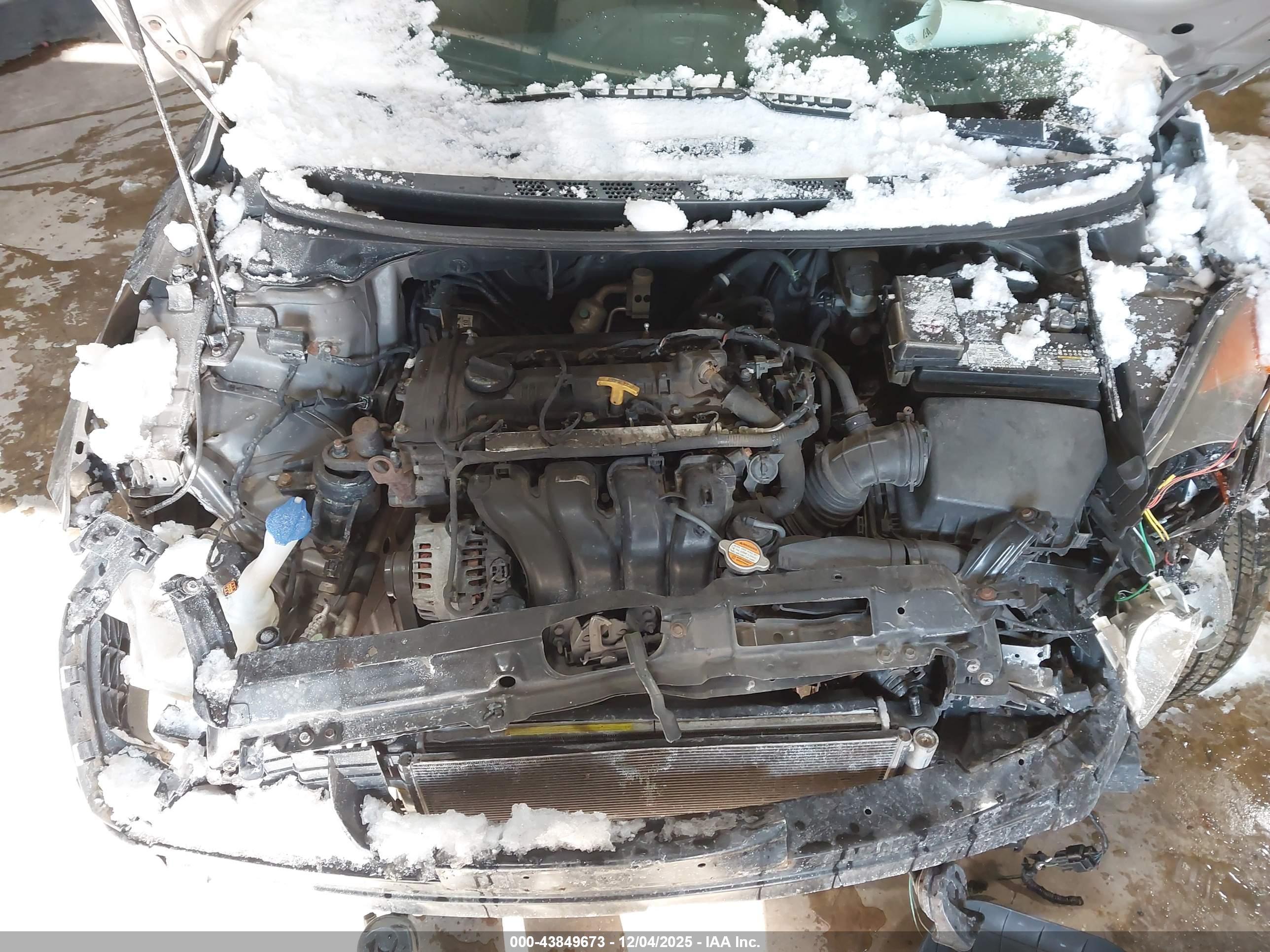 HYUNDAI ELANTRA image 10