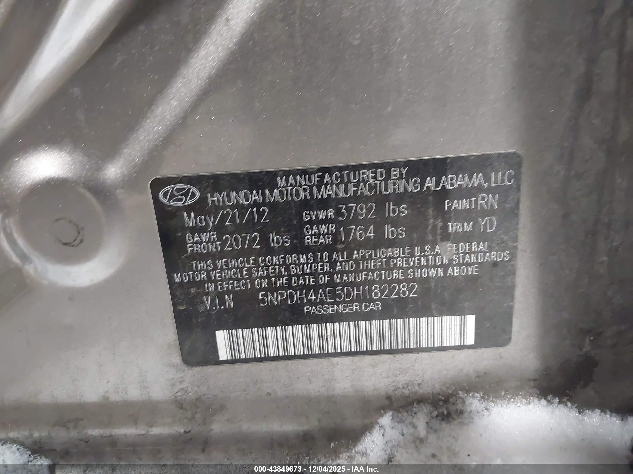 HYUNDAI ELANTRA image 9