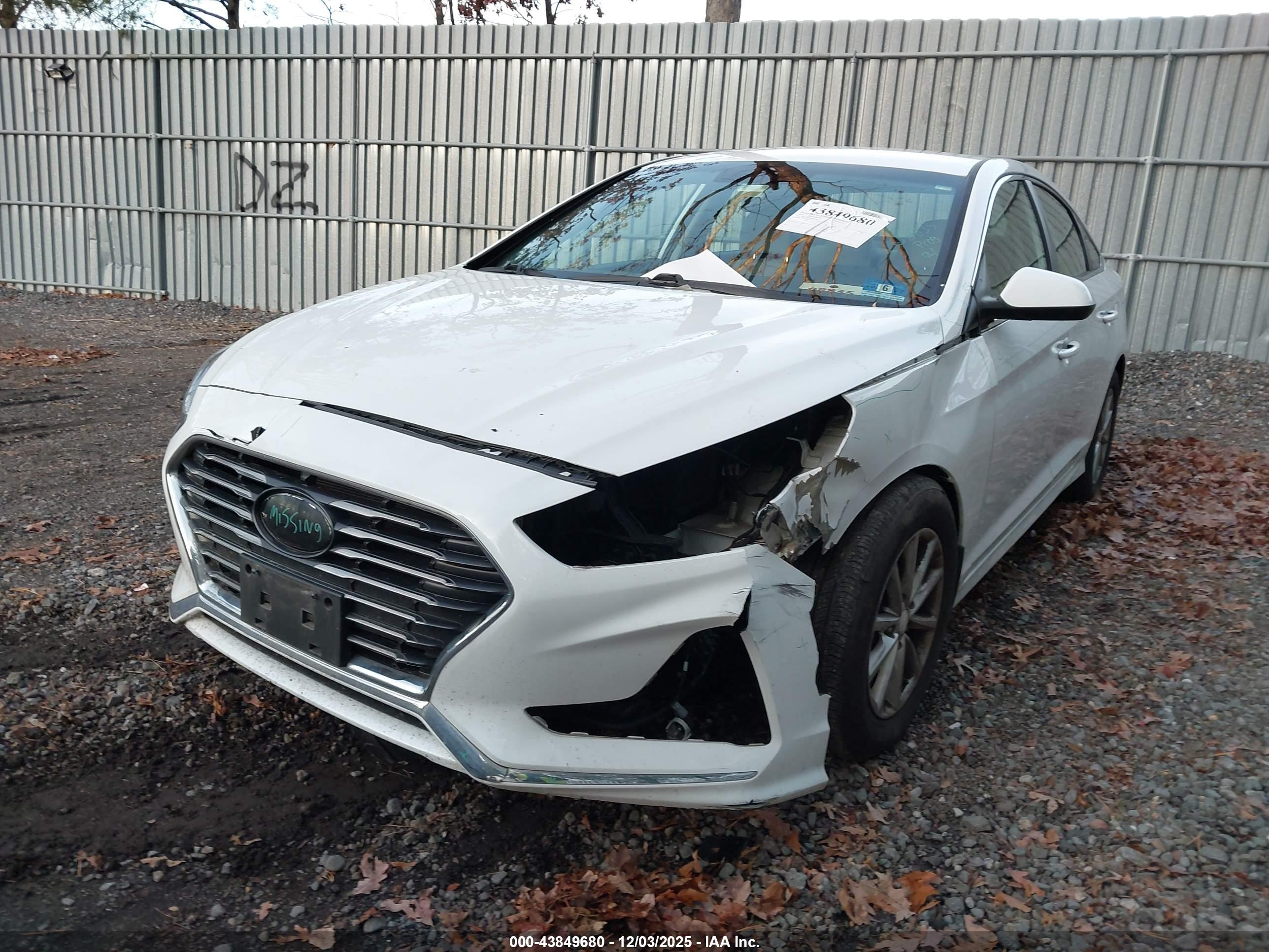 HYUNDAI SONATA image 6