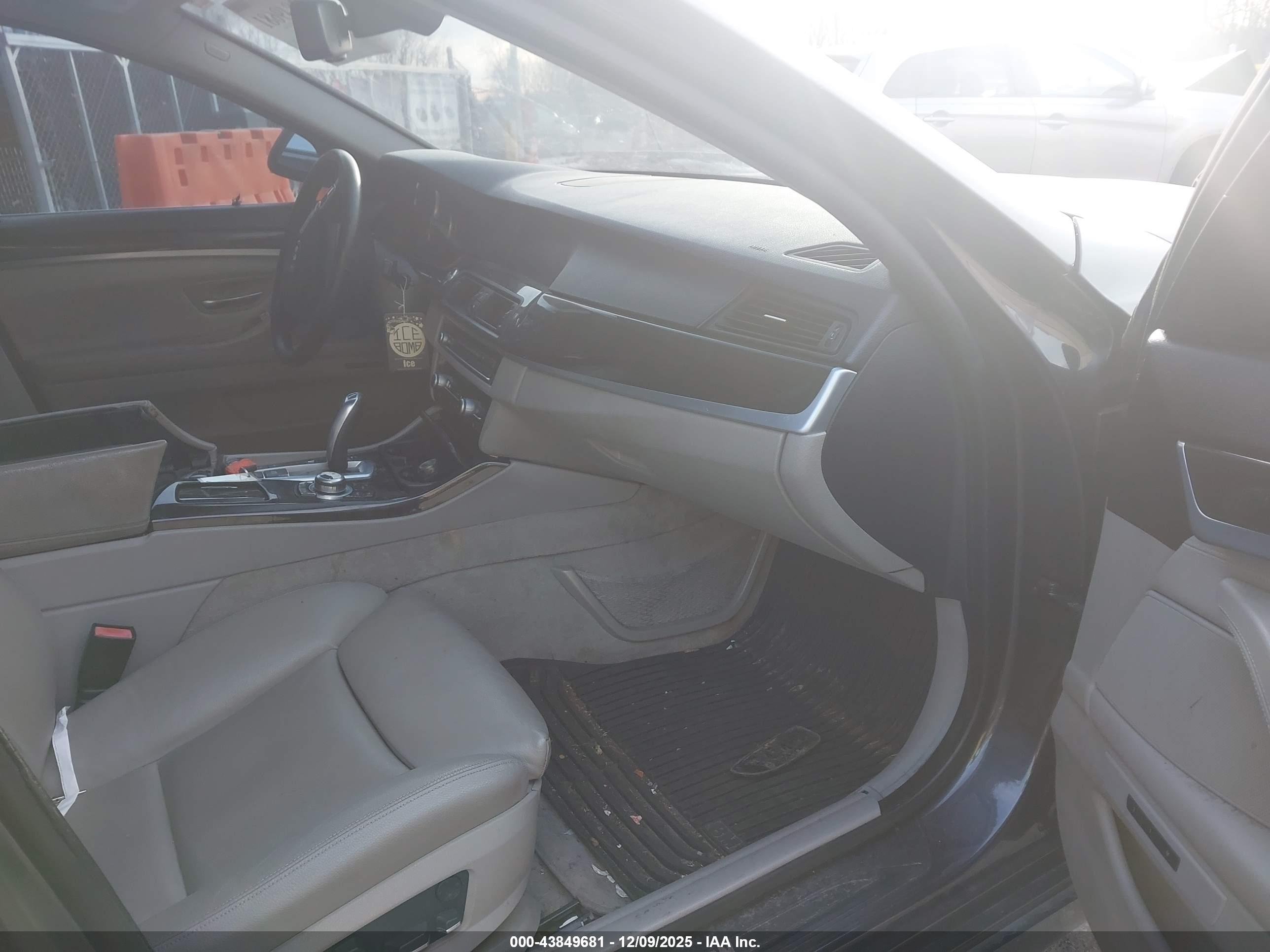 BMW 535I image 5