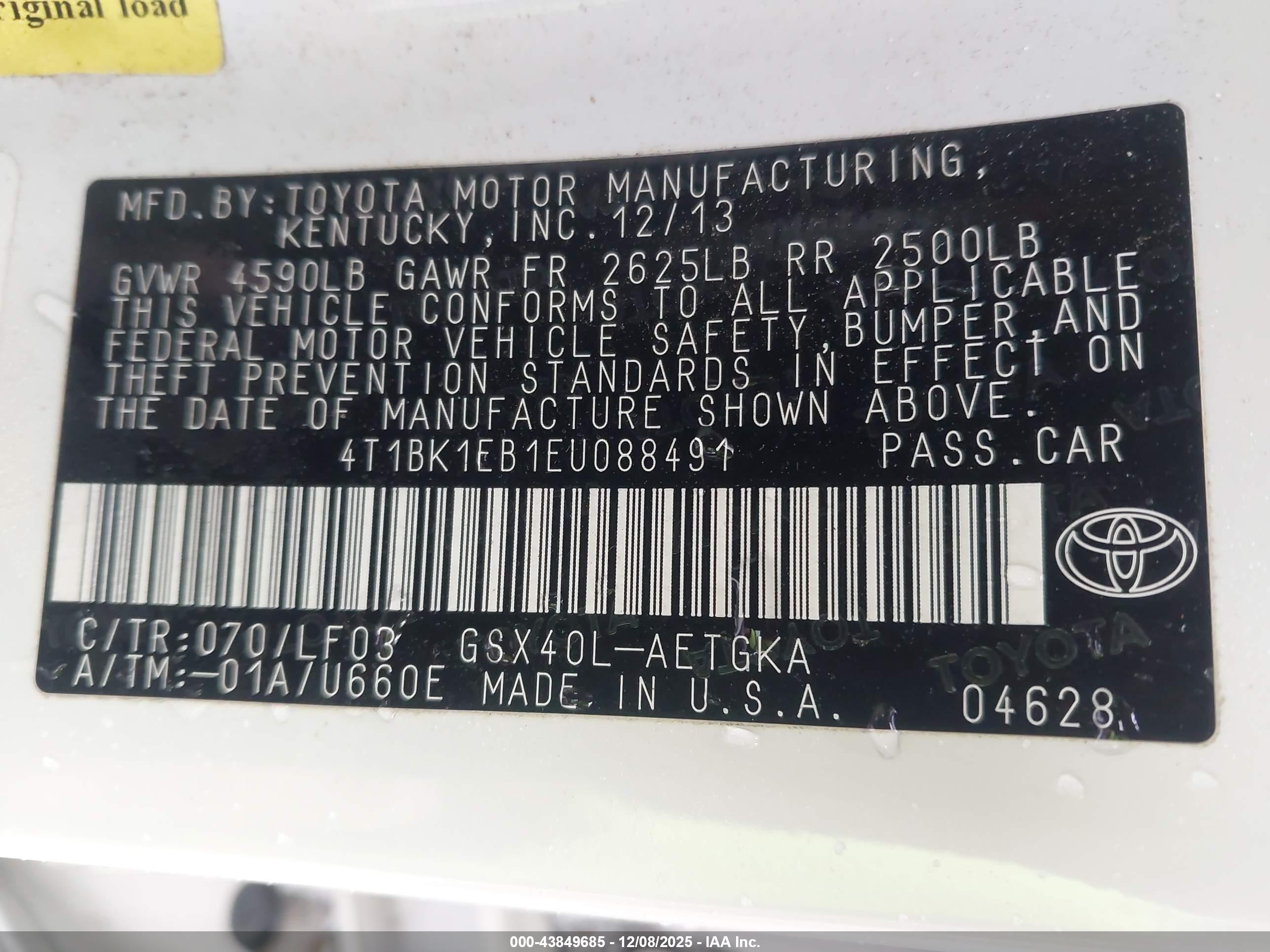 TOYOTA AVALON image 9
