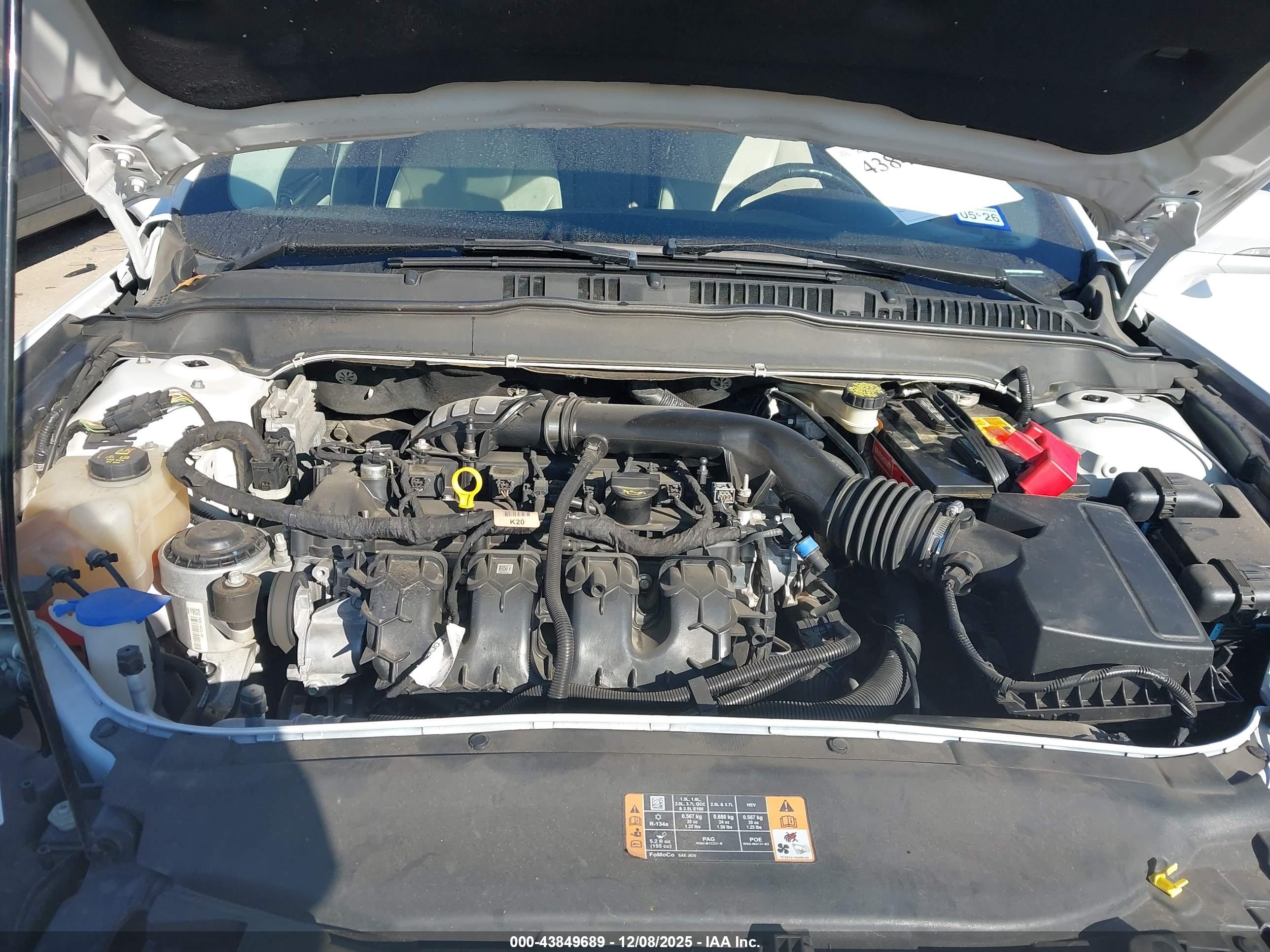 FORD FUSION image 10