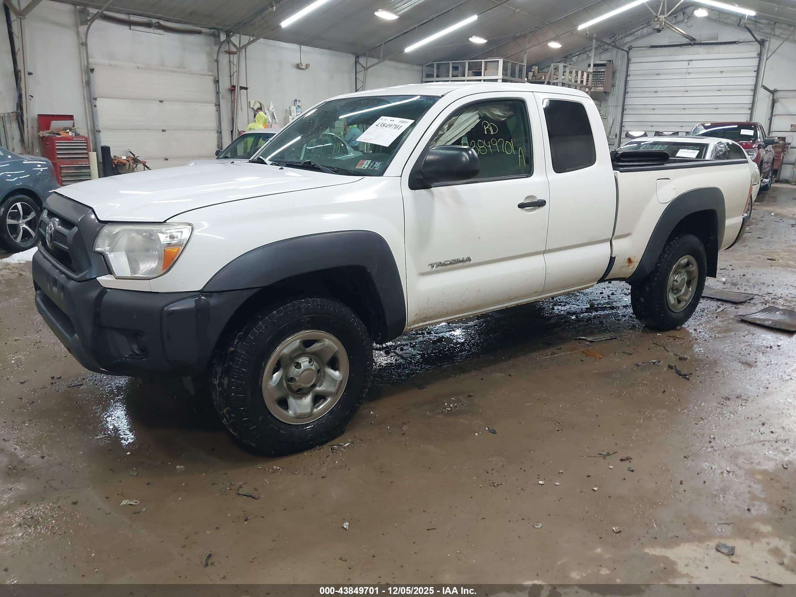 TOYOTA TACOMA image 2